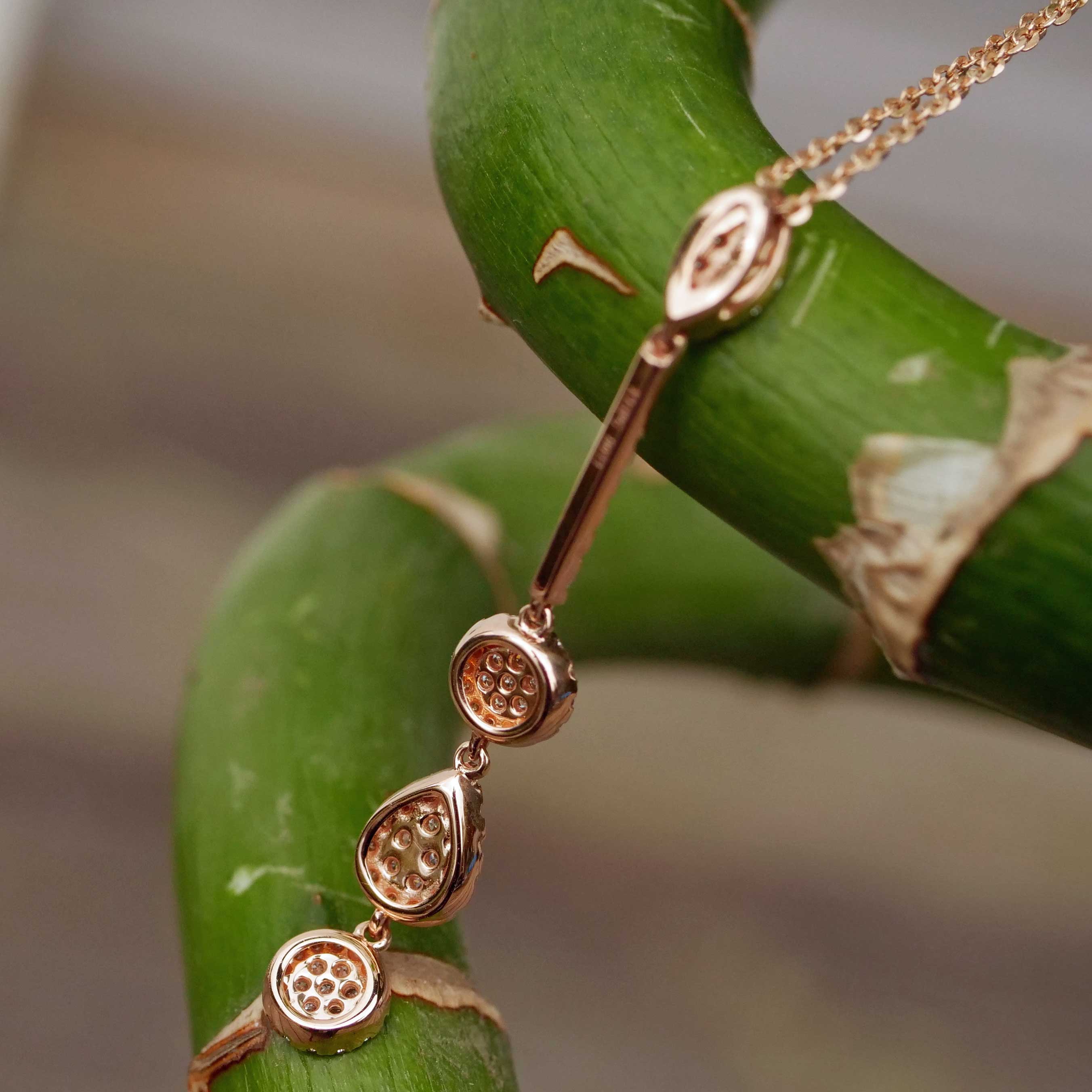 Brilliant Pendant with Chain 750 Rose Gold... Petit Jewellery with a lot of WOW
