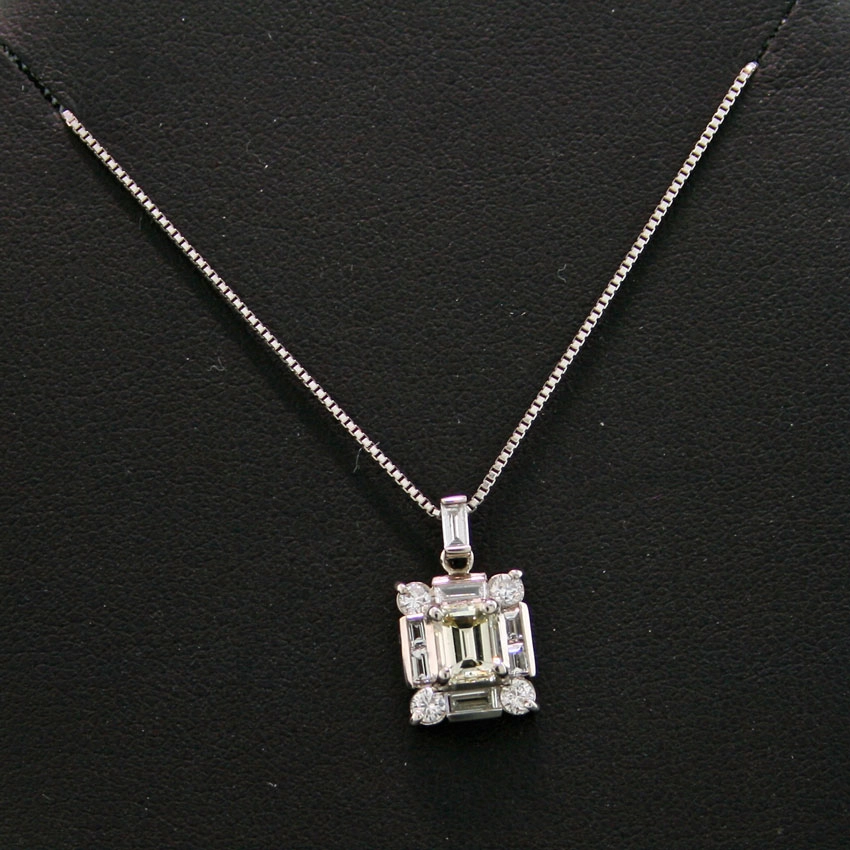 Brillant-Anhänger in 900/-Platin, Kette in 750/-Weißgold/18 kt