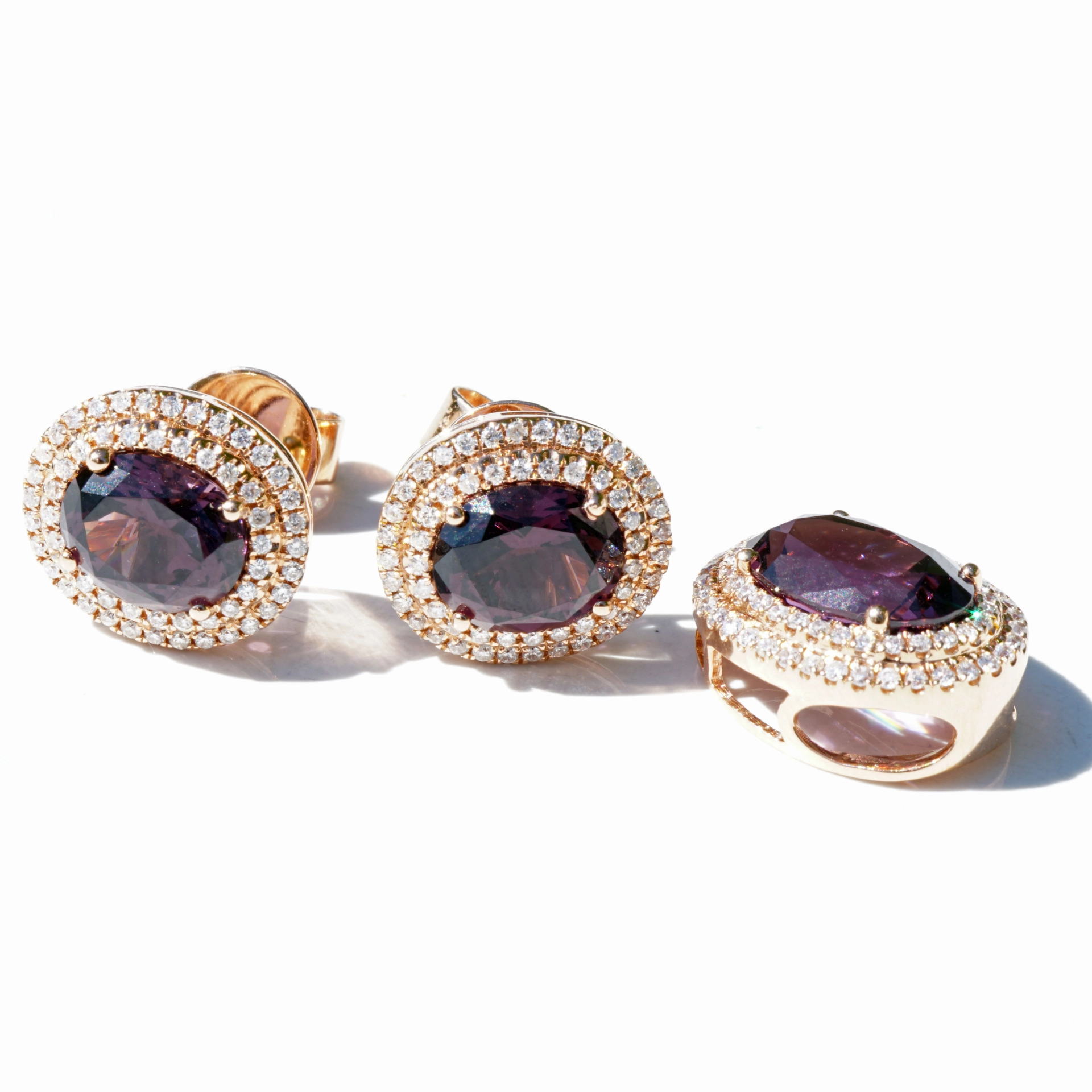 .Spinel has really extraordinary unseen color..from Myanmar