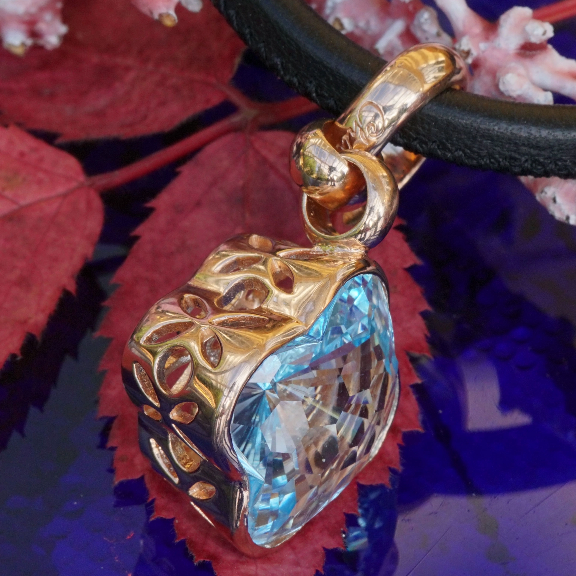 Chilango Anhänger Blue Topaz  925er Silber rosegold plated