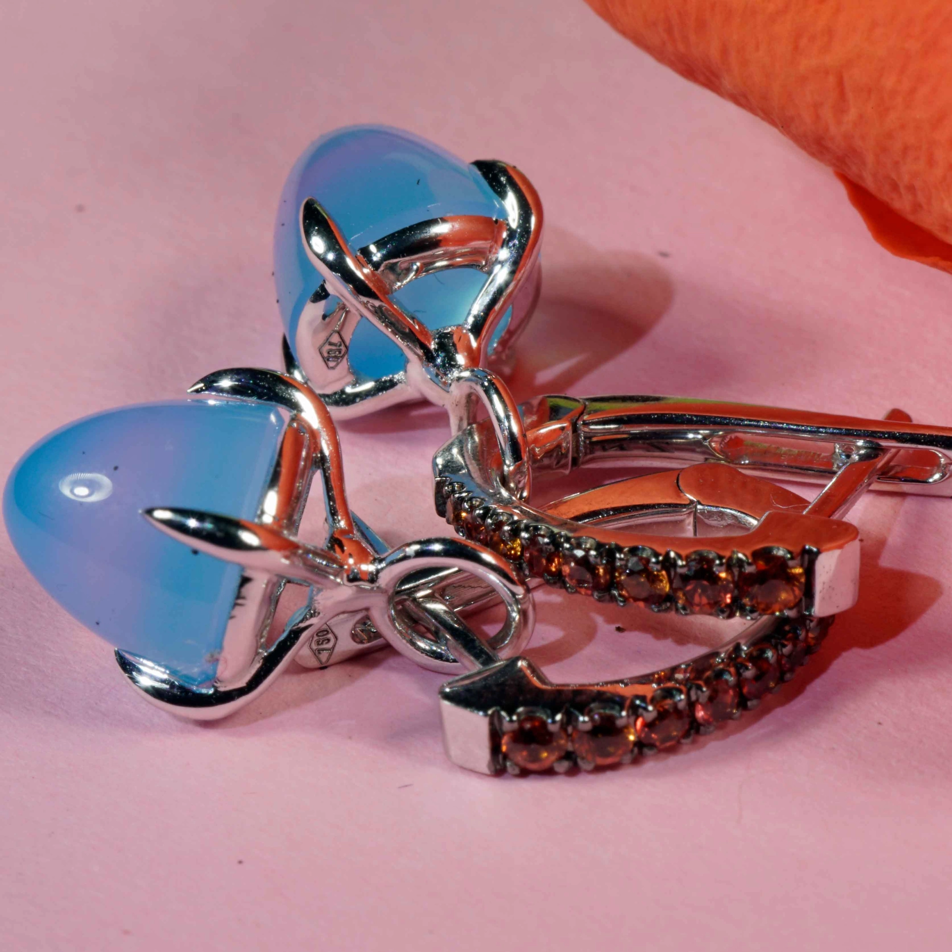 Saphire Paraiba Agate Earrings 18kt Whitegold delightful italian Design