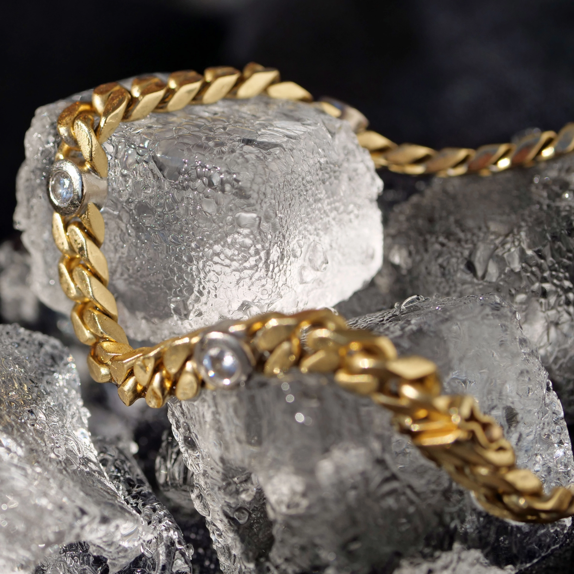 Armor Bracelet with Diamond 18 kt Yellowgold and Whitegold 40 grams 0.50 ct TW VS-SI