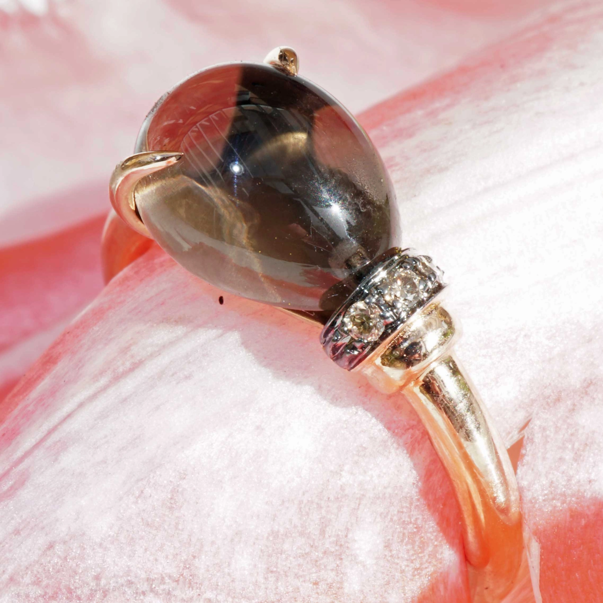 Drop Ring ...soo sweet...with smokeyquartz and brown diamond...made in Italy