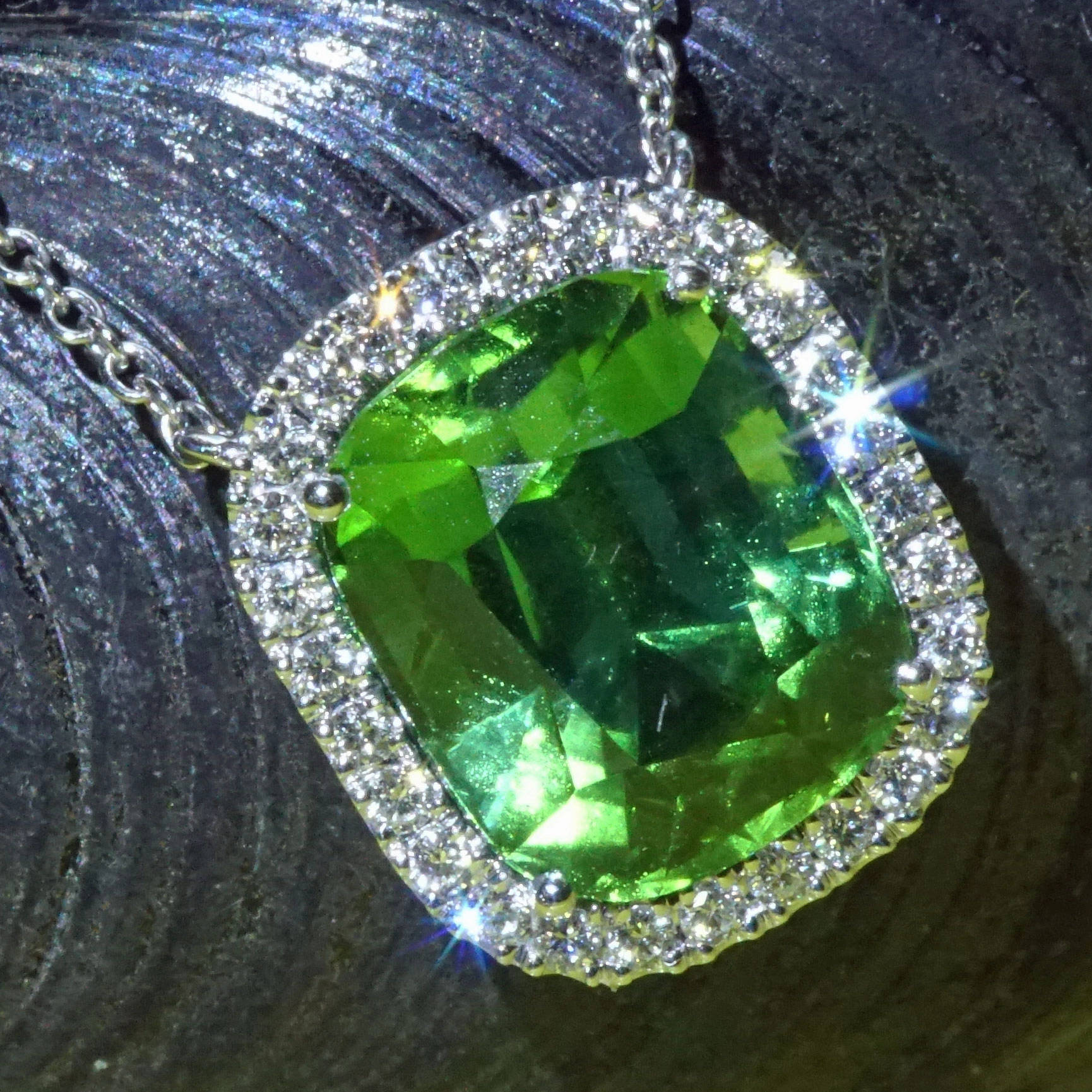 Tourmaline investment gem 8.35 ct Afghanistan green-bluish loupe clean AAA+ 