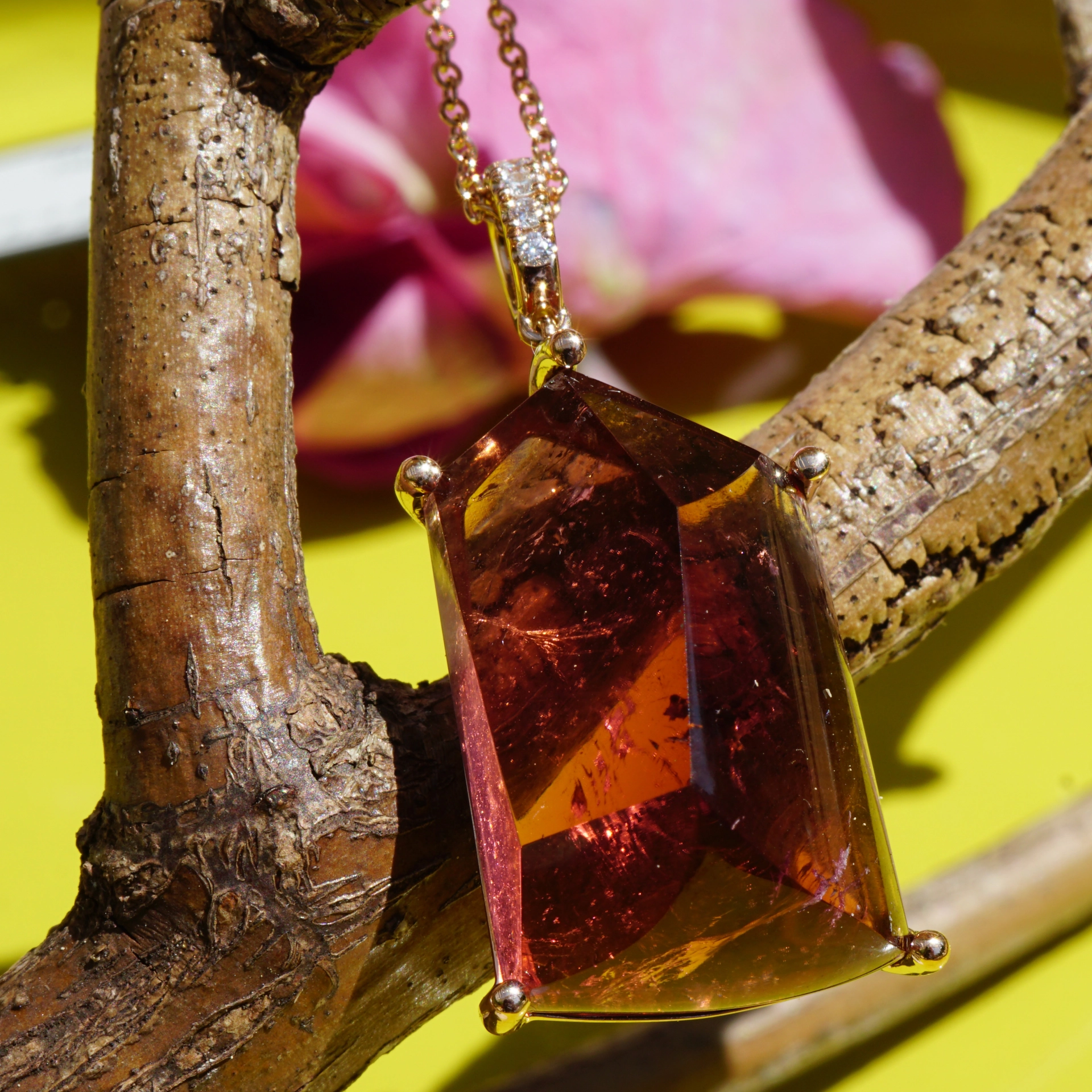 Turmalin Brillant Anhänger mit Brillant Kette in 750er Rosegold designed in Valenza mit Zert