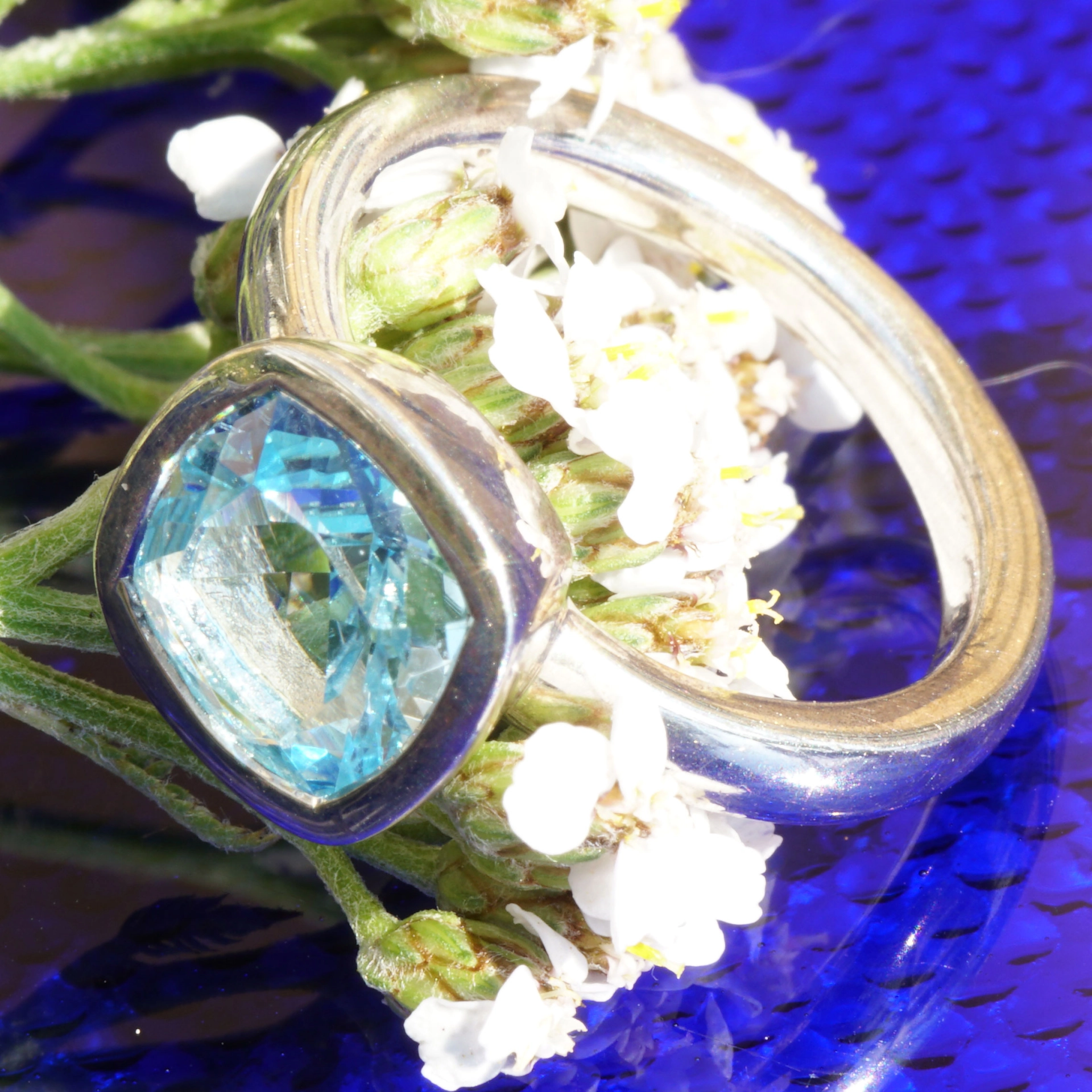 CHILANGO RING TUTENCHAMUN Sky Blue Topaz 925er Silber neu mit orig. Etui massiv