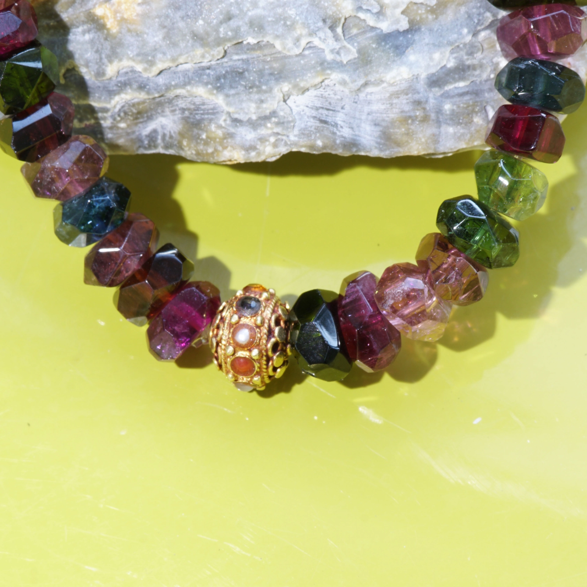 Tourmalin Bracelet..900er Finegold Ball ....100 ct
