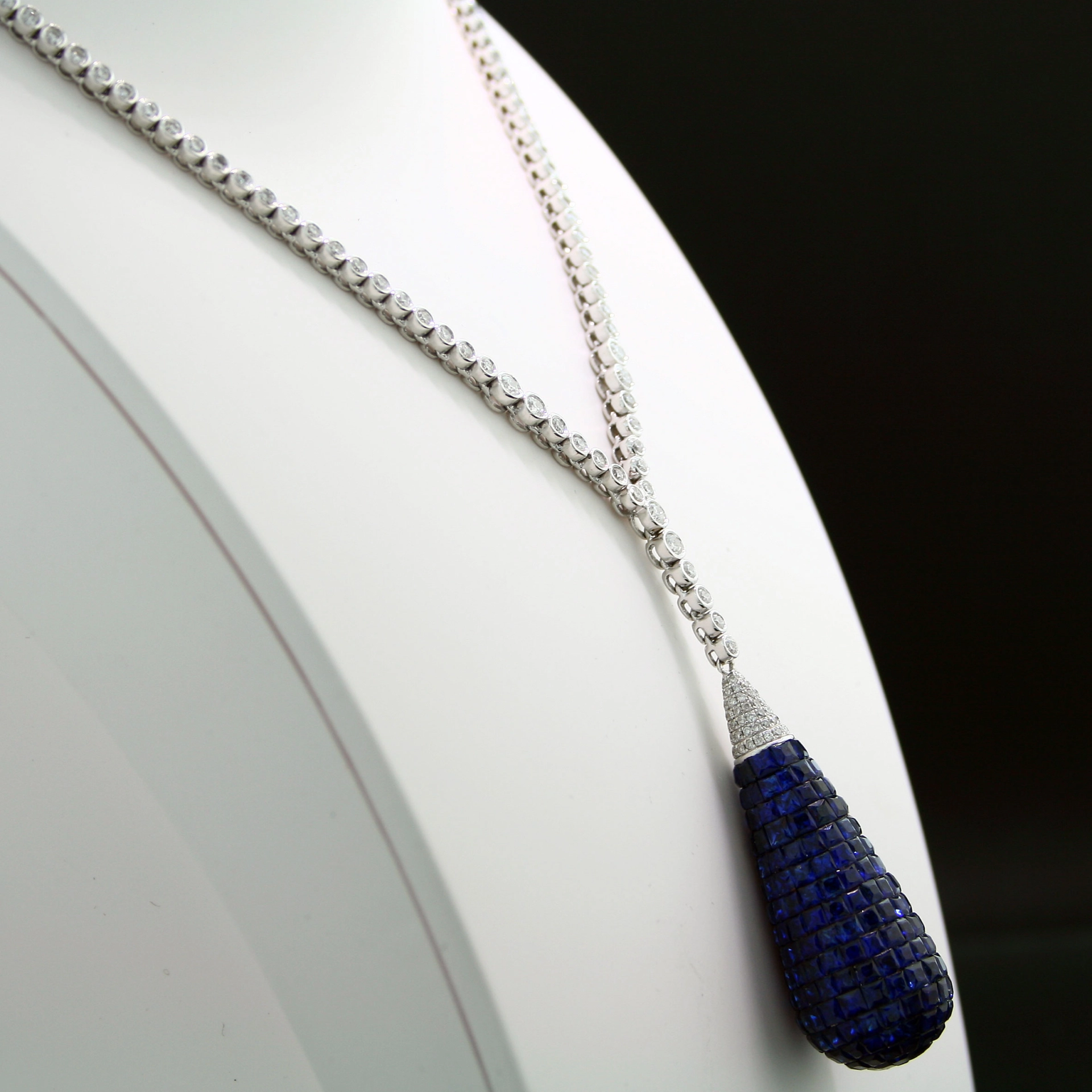 Pracht-Collier-Saphir-Brillant-750/-WG/18 kt