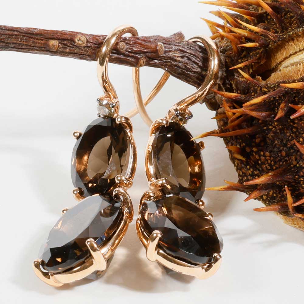 Brown Smokey Quartz and Diamonds such a ideal Kombination with 18 kt Rosegold 15 ct 0.10 ct