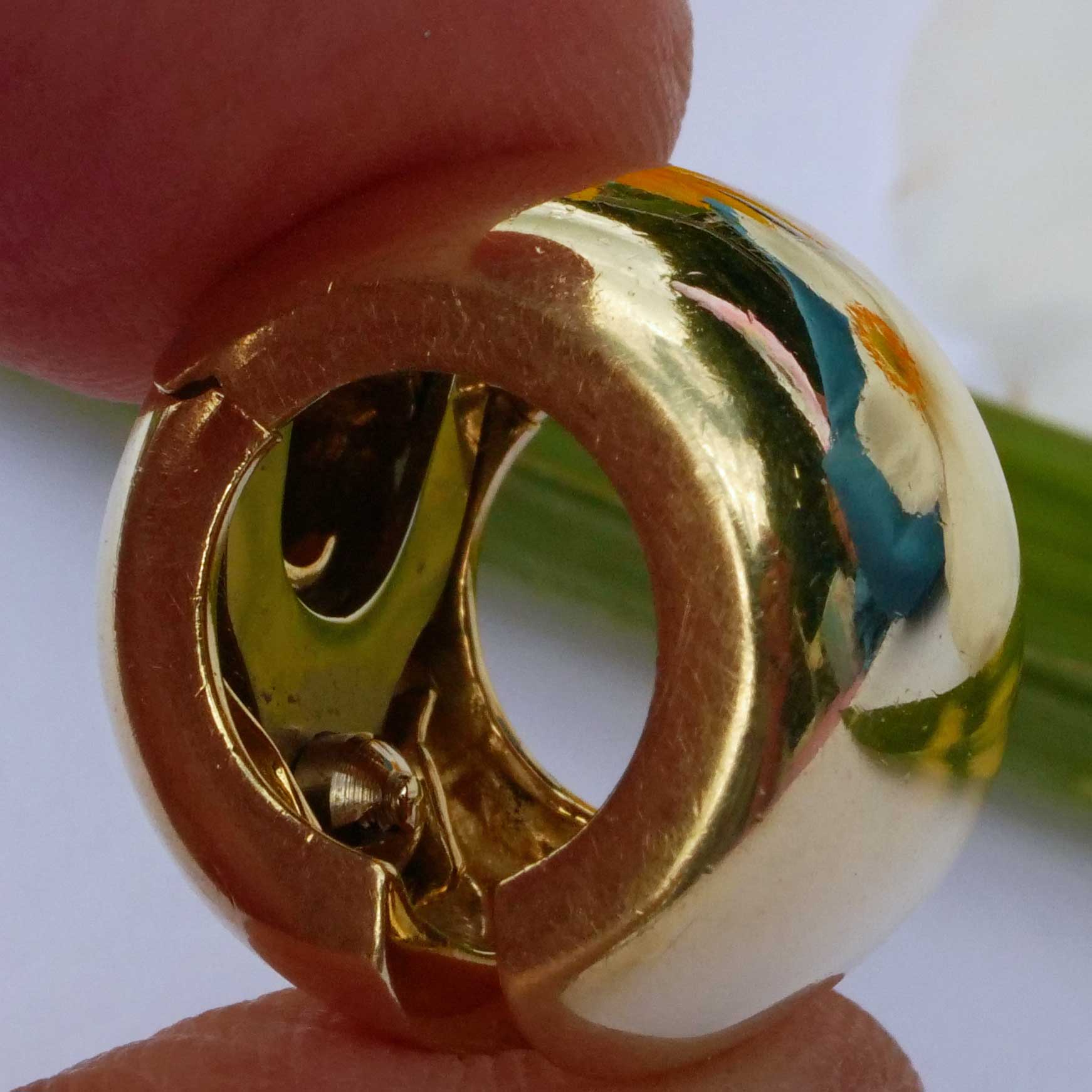 Hoop Earrings without Pin 750 Yellow Gold 13.2 Grams heavily polished ideal for Ear Piercing Refusers