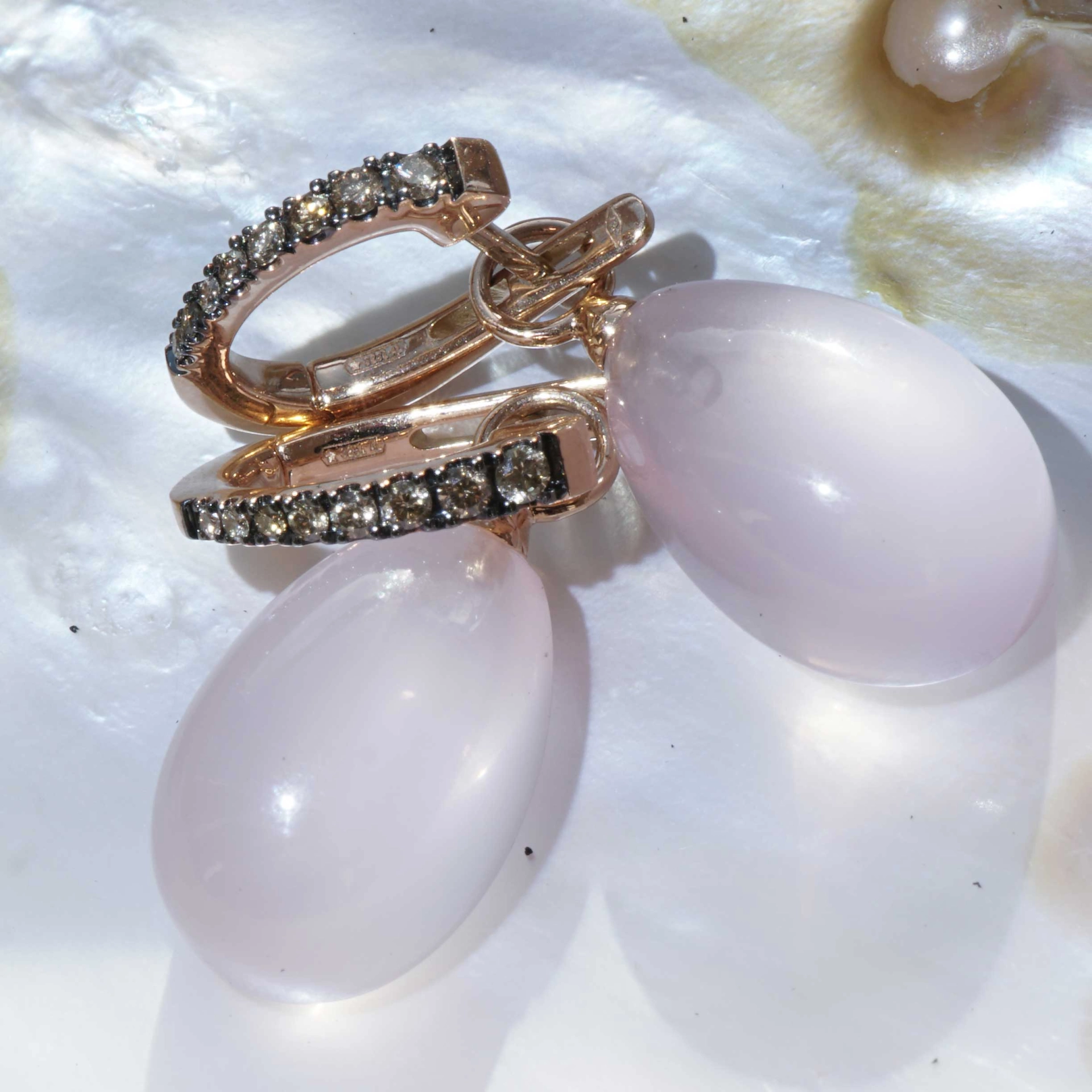 Rose Quartz Brilliant Earrings...easy going 18 kt Rosegold made in Italy