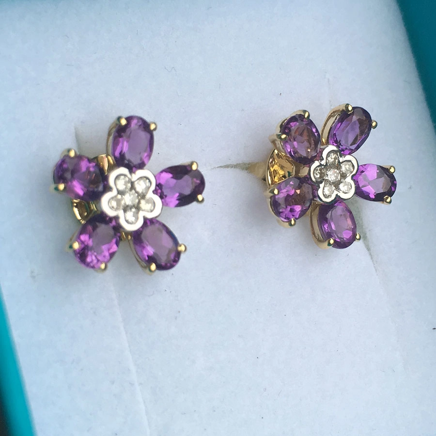 Amethyst-Brillant-Ohrstecker-750er-Gelbgold