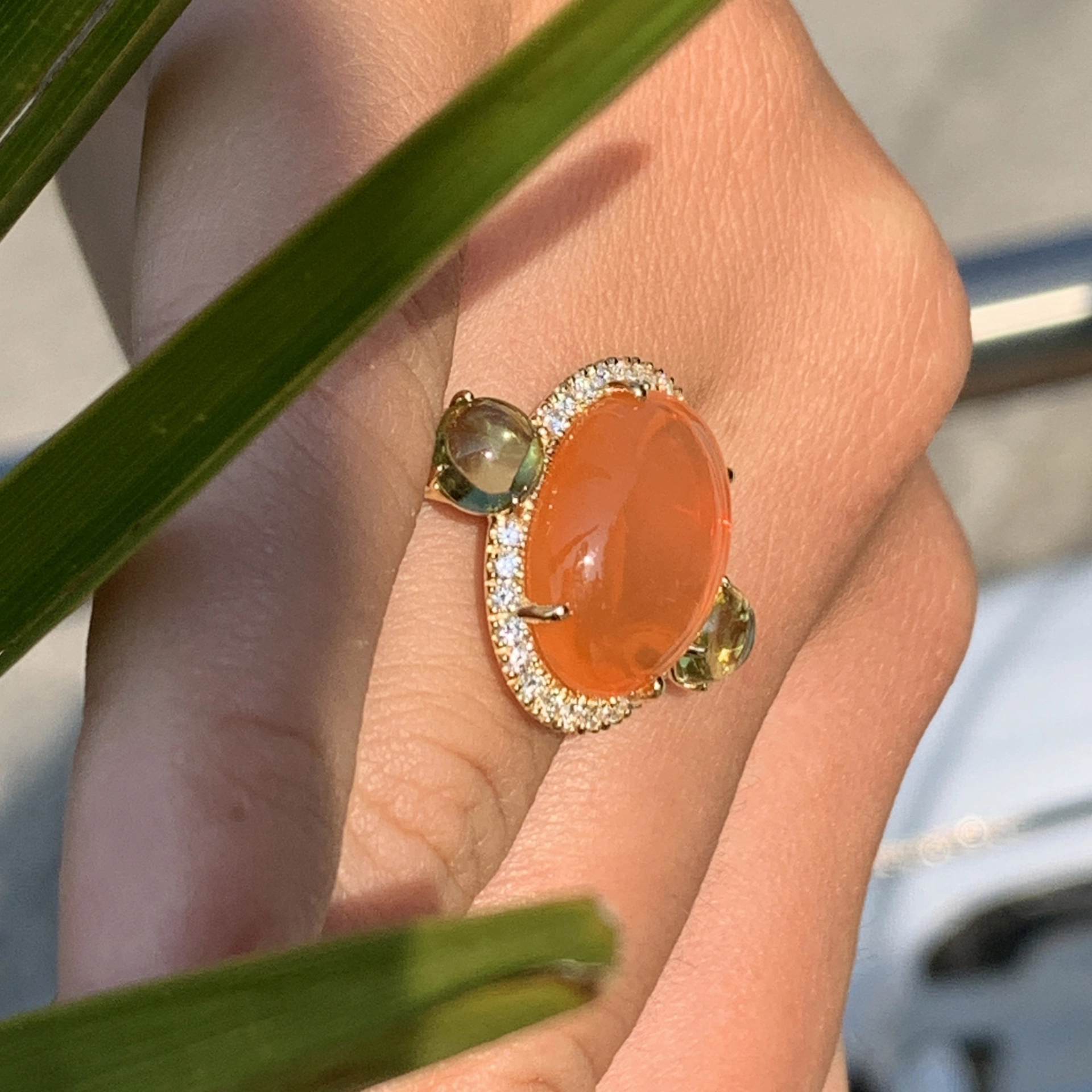 Fireopal Turmalin Ring 18 kt Yellowgold made in Valenza Springcolors