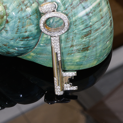 Key Pendant 18 kt solid Whitegold with Brilliants total 1 ct TW IF-VVS....so precious