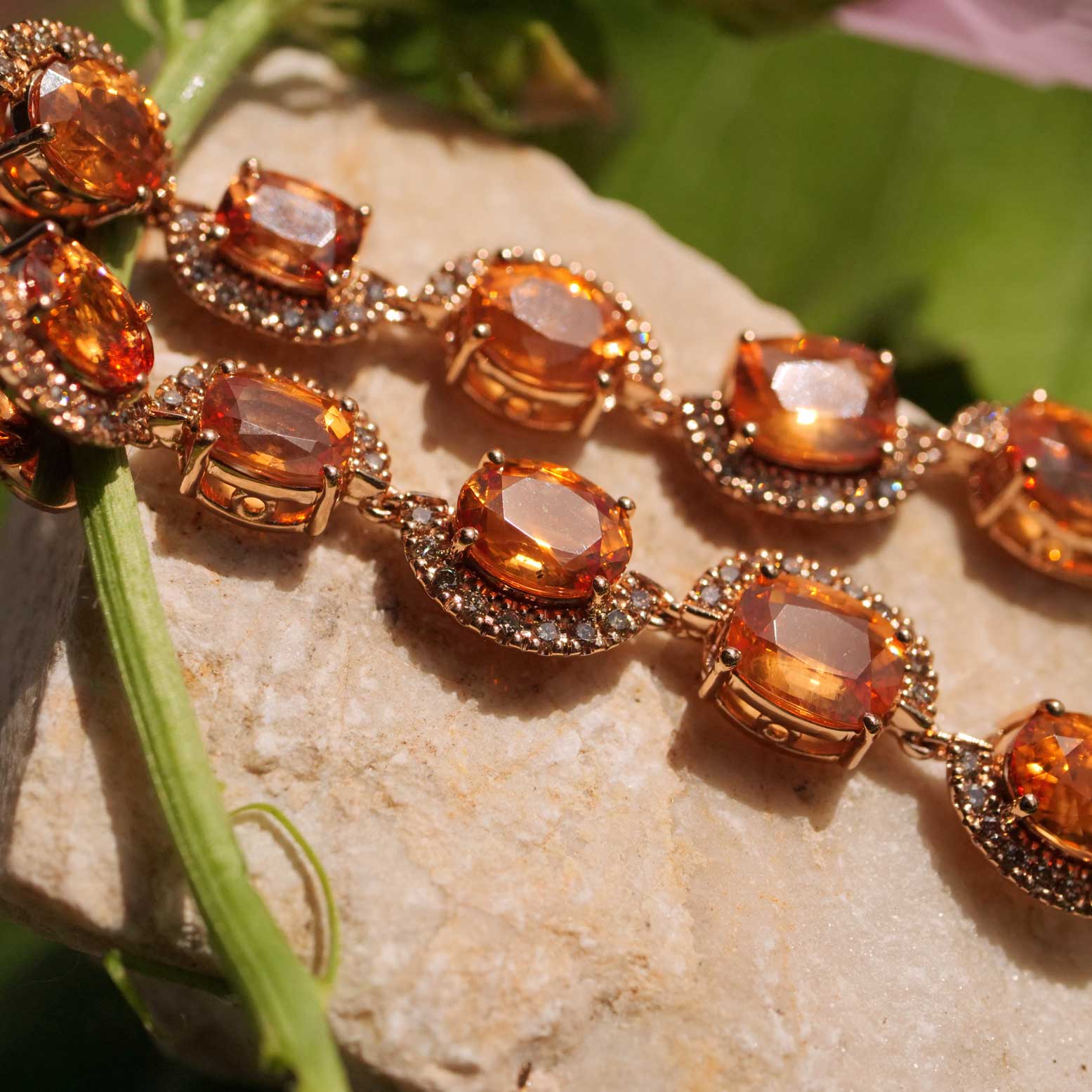 Rare Mandarin Garnet Brilliant Chandelier Dangle Earrings 750 Rose Gold 14.85 ct 0.76 ct Exceptional Color Orange