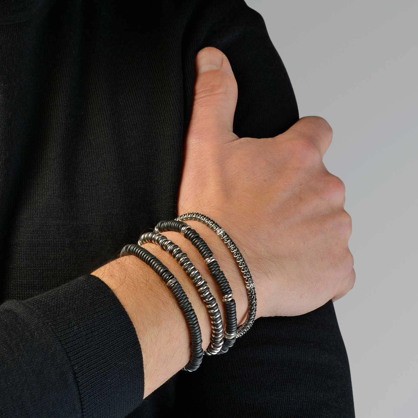 Ceramic Brilliant Bracelet from the popular Loop Kollektion Silhouette Bentner Germany
