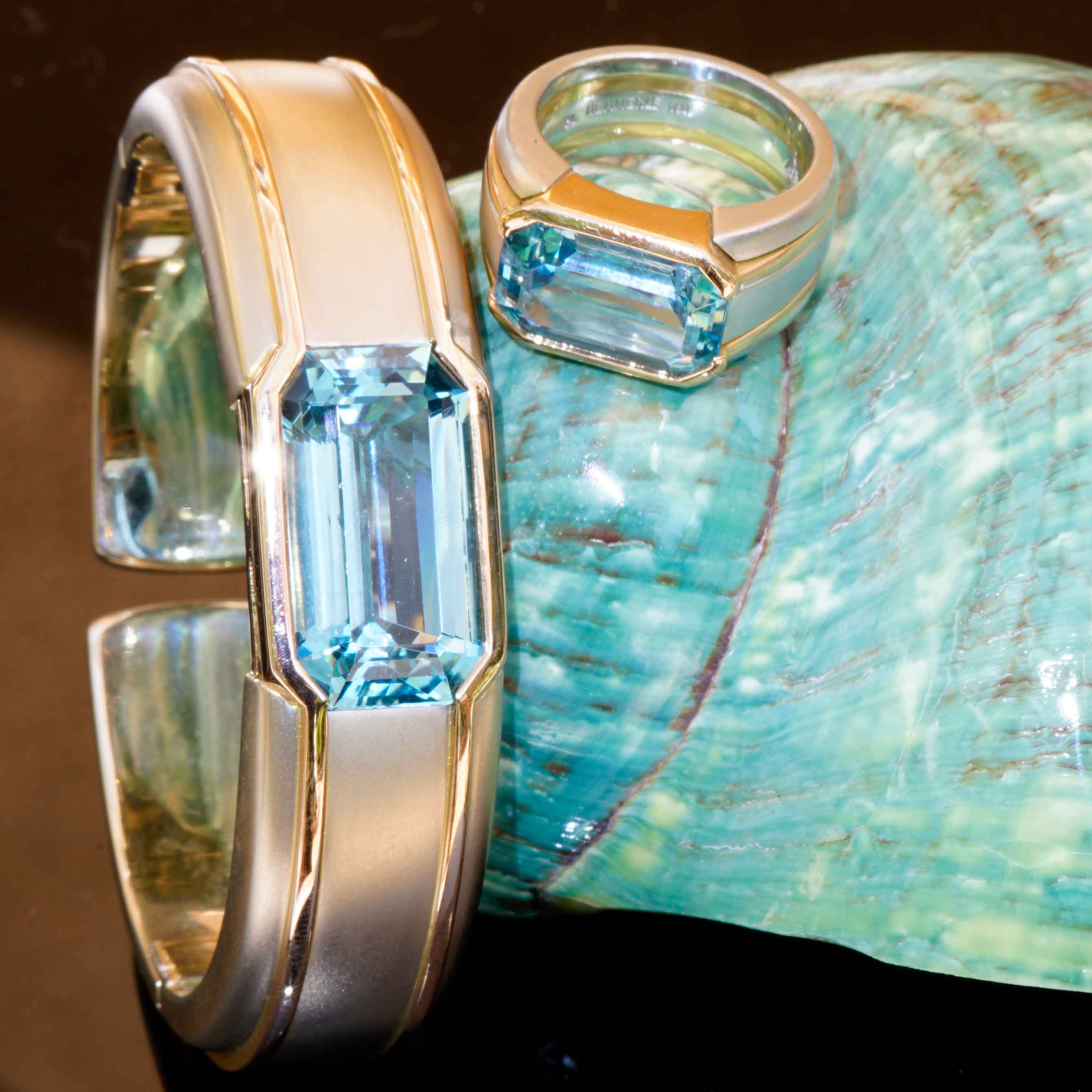 Hemmerle Munich Aquamarin Bracelet and Ring 750er Gold Platinum 16 and 5  ct Santa Maria