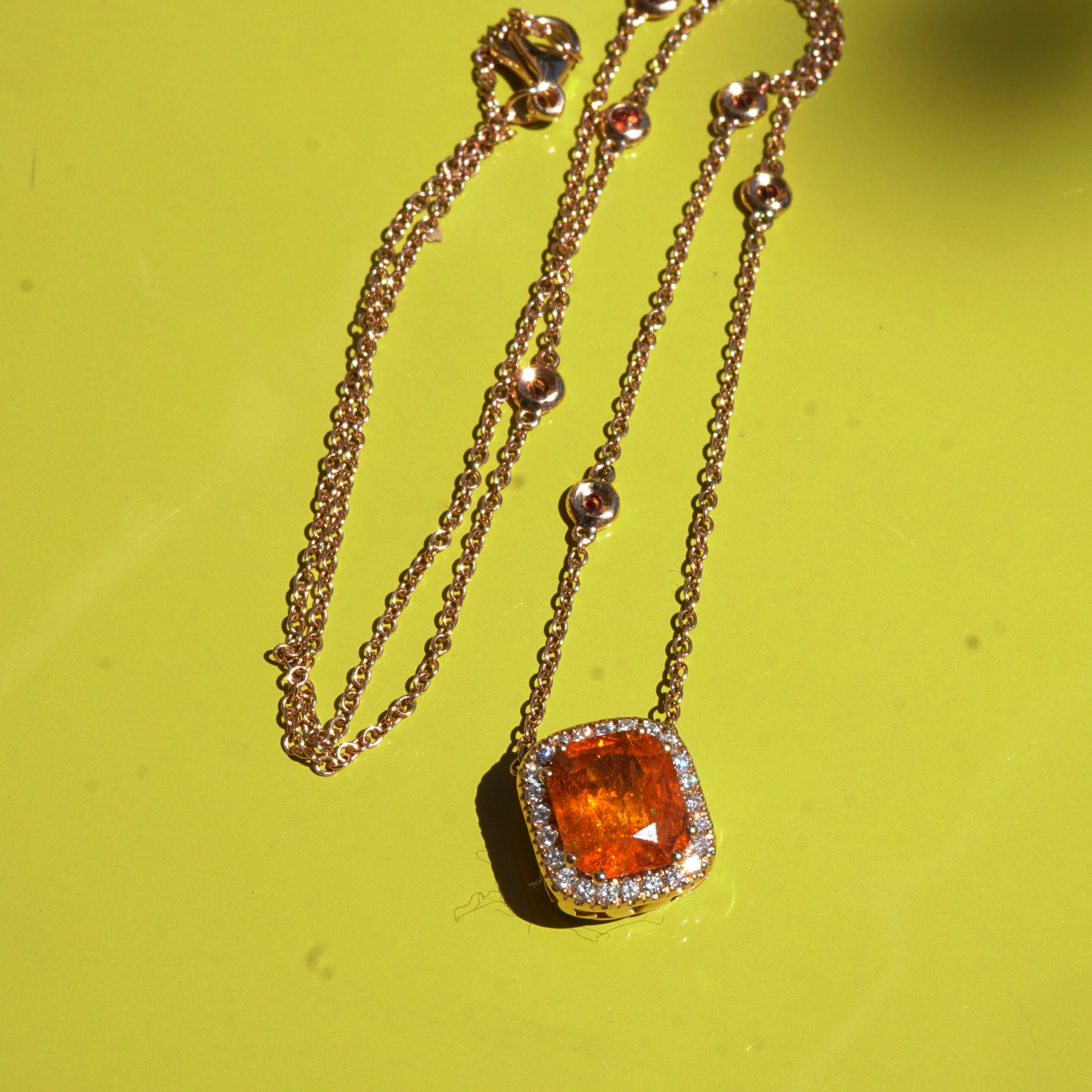 Mandaringarnet Diamond Necklace 18 kt Rosegold...happy Buddha