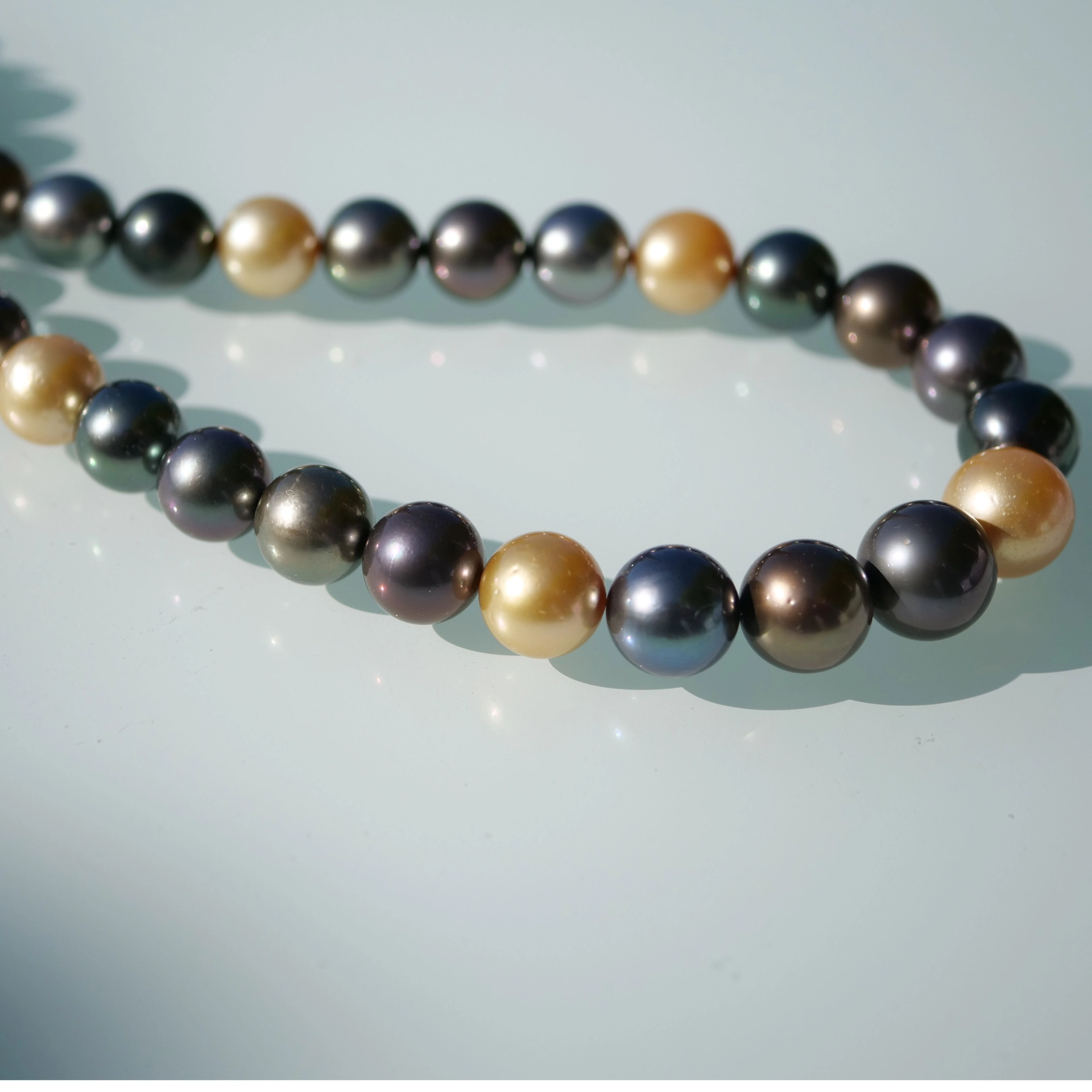 Wow what Colors...TOP Quality Tahiti Southsea Necklace 12-15 mm