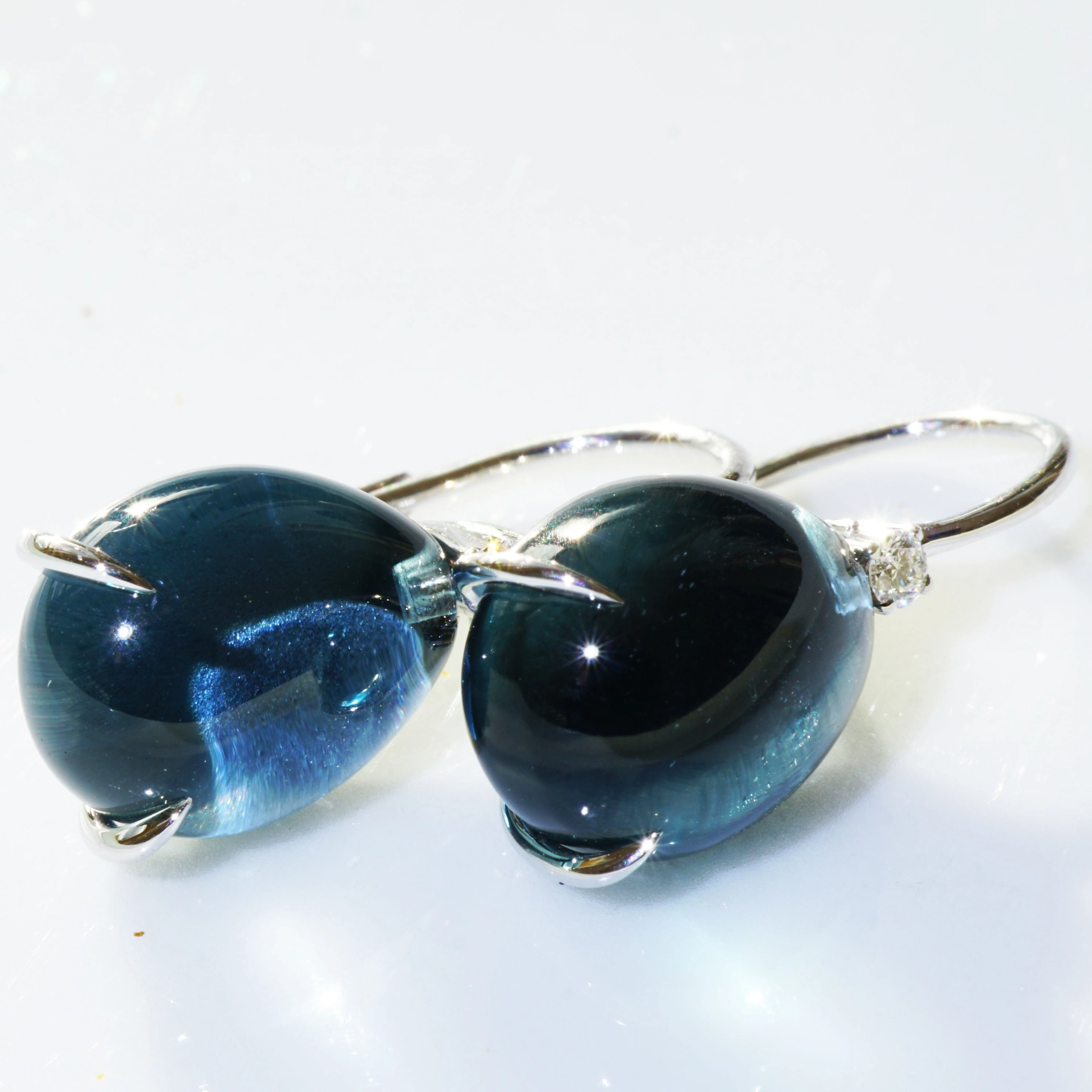 Waterdrop earrings, made in a traditional goldsmith's factory in Valenza/Italy bluetopaz and diamonds 18kt whitegold