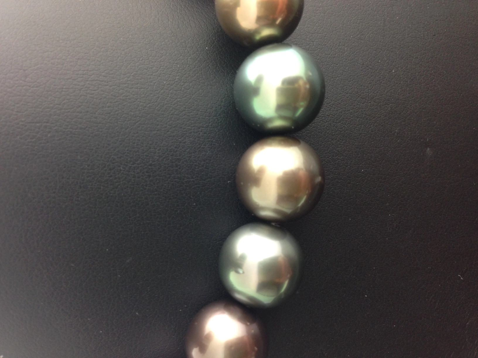 Multicolor-Tahiti-Zuchtperl-Strang, 13x11 mm