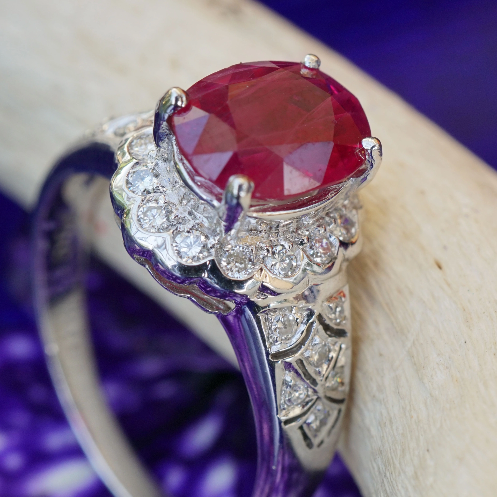 Elegant Ruby Brilliant Ring 18 kt White Gold....What a great Present