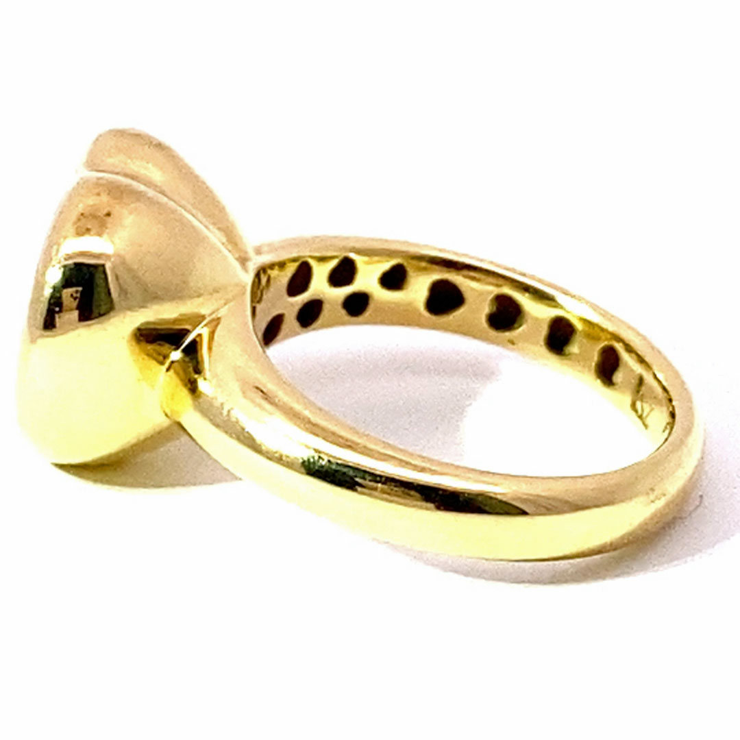 Peridot Heart Ring 750 Yellow Gold made in Valenza... a green modern Heart Ring in solid Gold