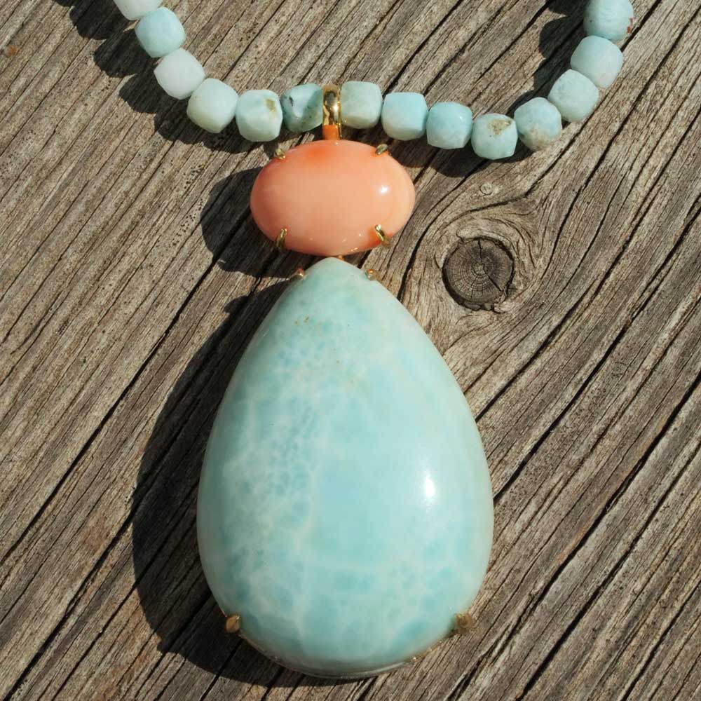 XL Larimar Coral Pendant 105 ct 9 ct in 585 Yellow Gold...has the Potential to become a favorite Piece