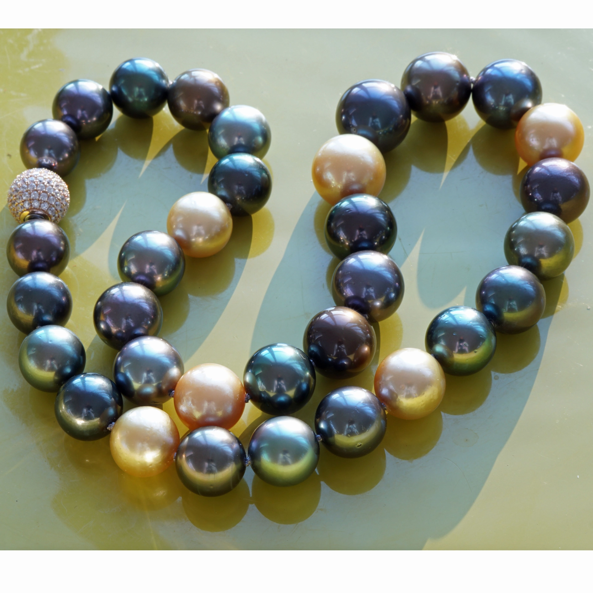 Wow what Colors...TOP Quality Tahiti Southsea Necklace 12-15 mm