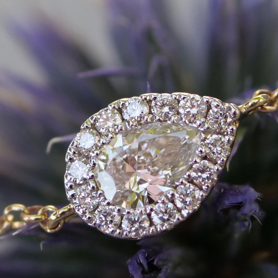 What a Highlight Diamond Drop Bracelet 18 kt Gold