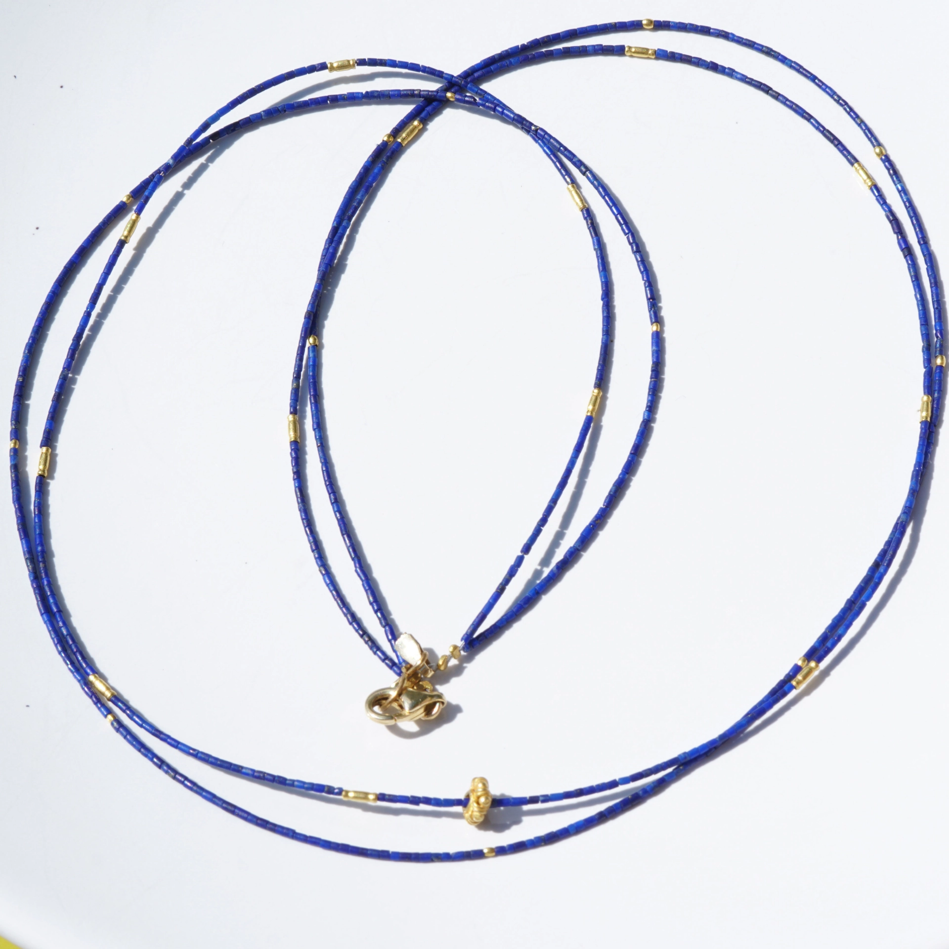 Lapis Lazuli Necklace ...out of Kleopatra´ s treasure box...with 900er fine gold