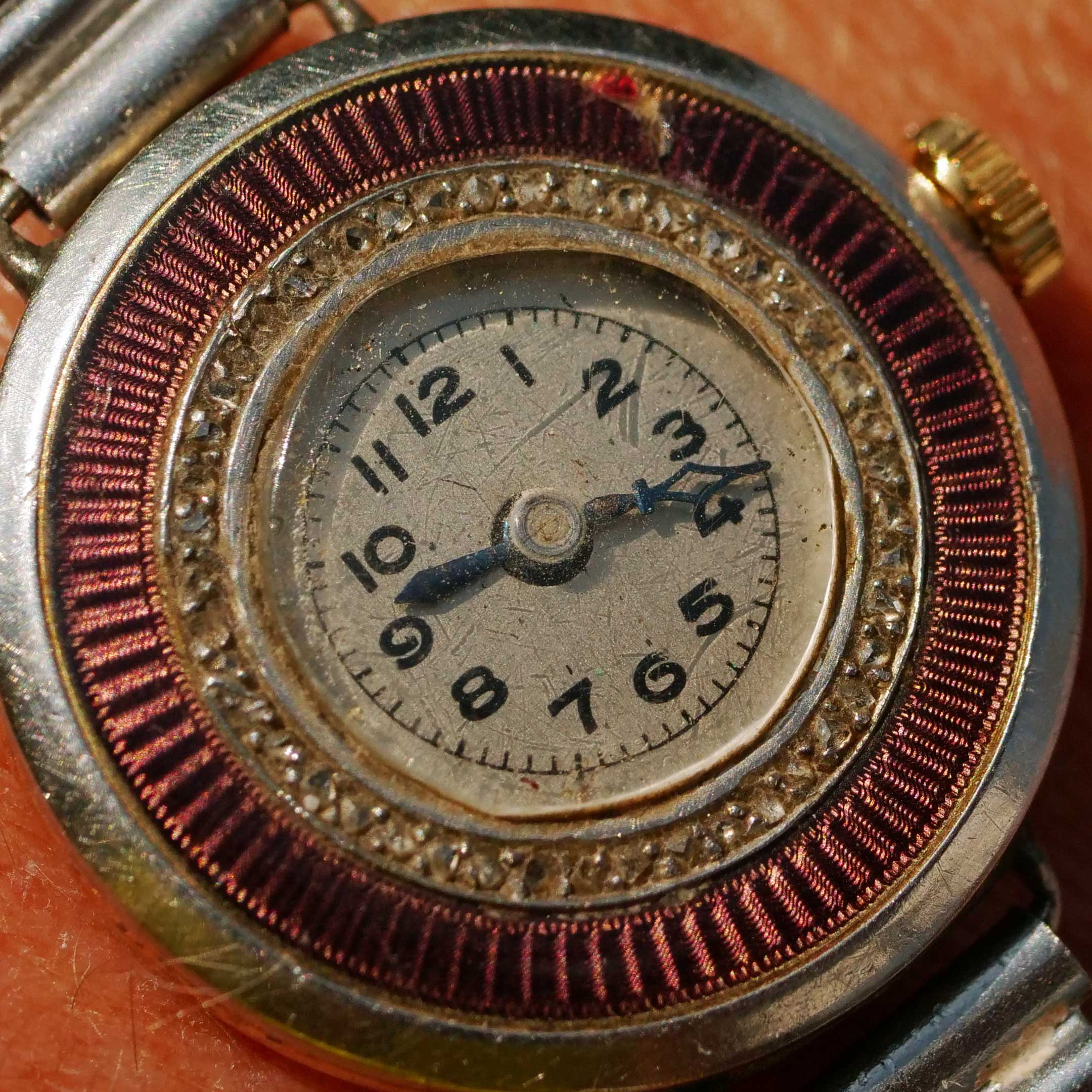 Emaille Diamant Armbanduhr Silber 585er Gelbgold um 1930 überholt vom Uhrmacher