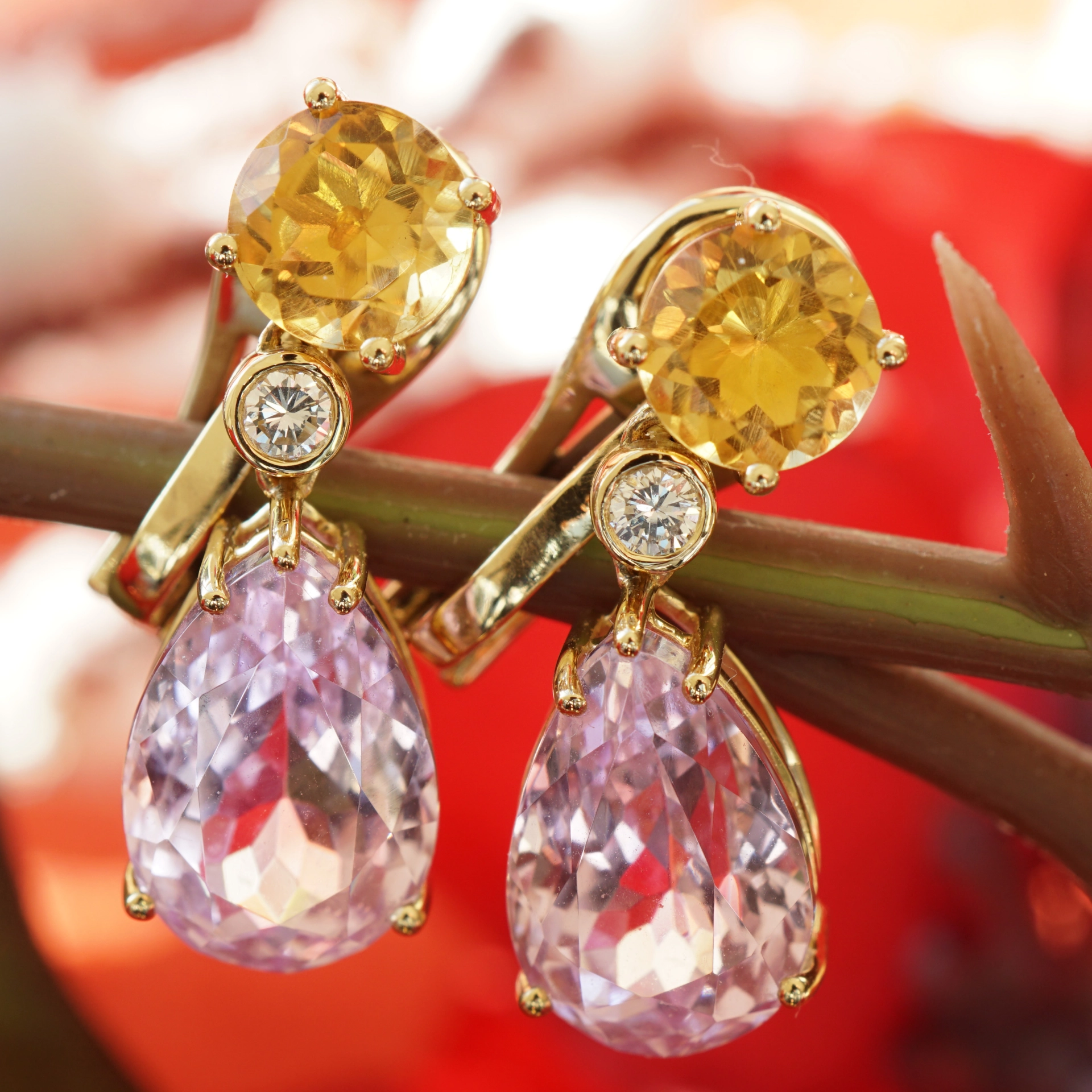 Kunzit Citrin Ohrhänger mit Brillanten in 750er Gelbgold Bloomy Passion