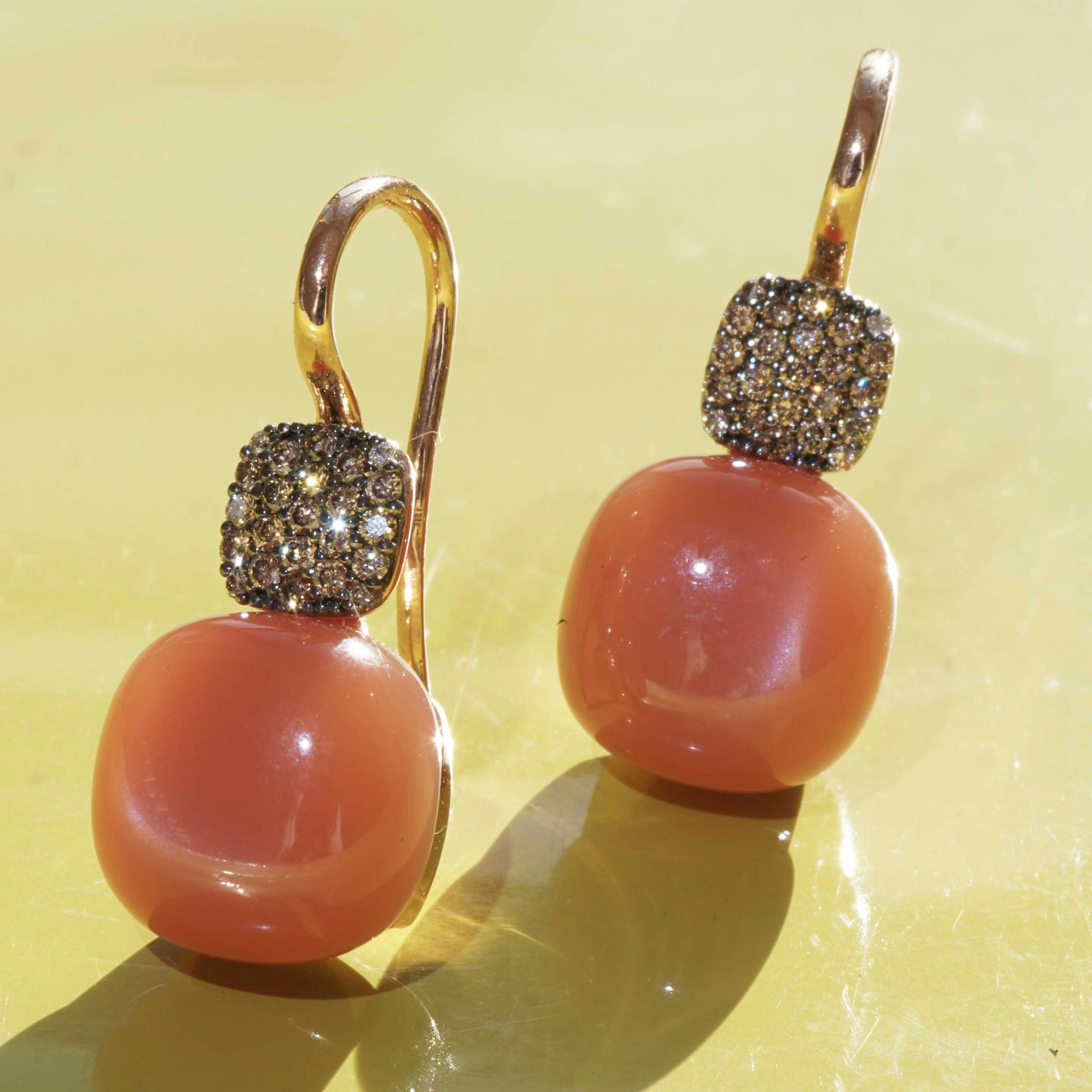 Moonstone Brilliant Earrings 18 kt Rose Gold...modern Design stunning 