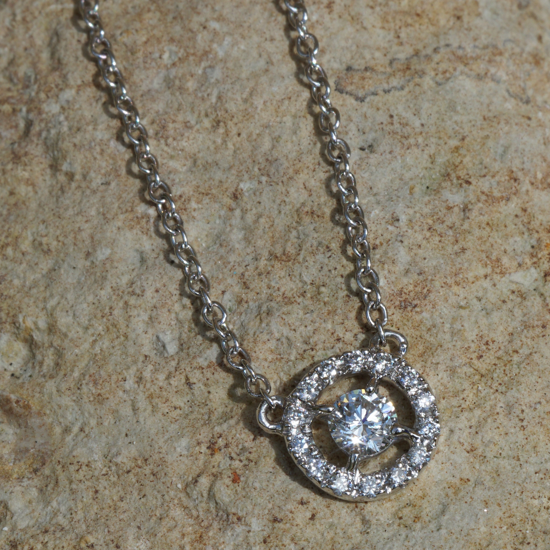 Brilliant Pendant with Chain 750 White Gold 0.10 ct in HALO look from traditional Goldsmiths