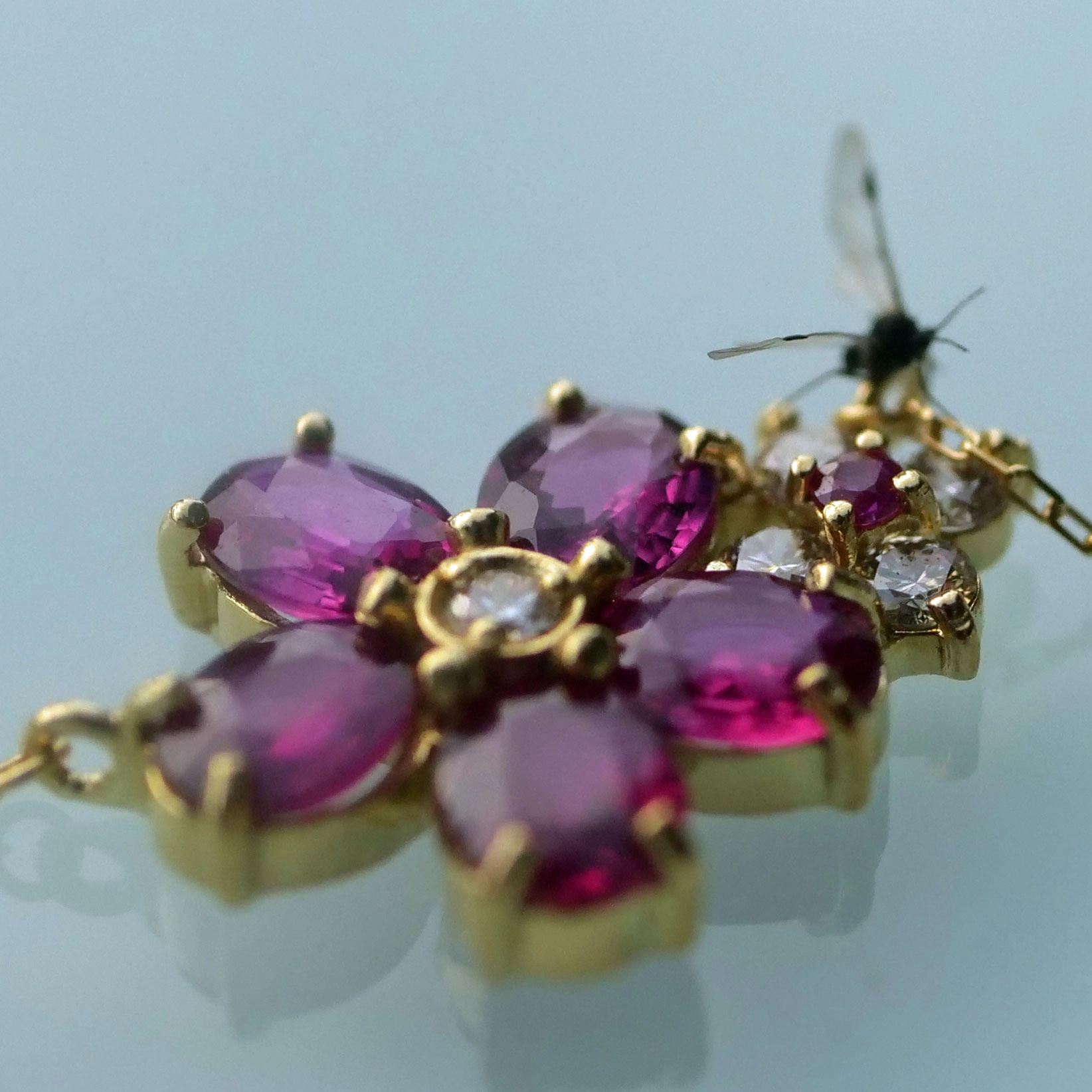 Very delicate and fine Ruby Diamond Necklace...petit