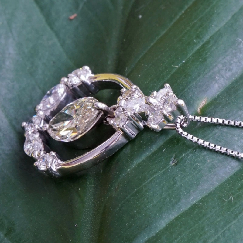 Brillant-Diamant-Anhänger-Kette-900er-Platin-0.83 ct-0.54 ct