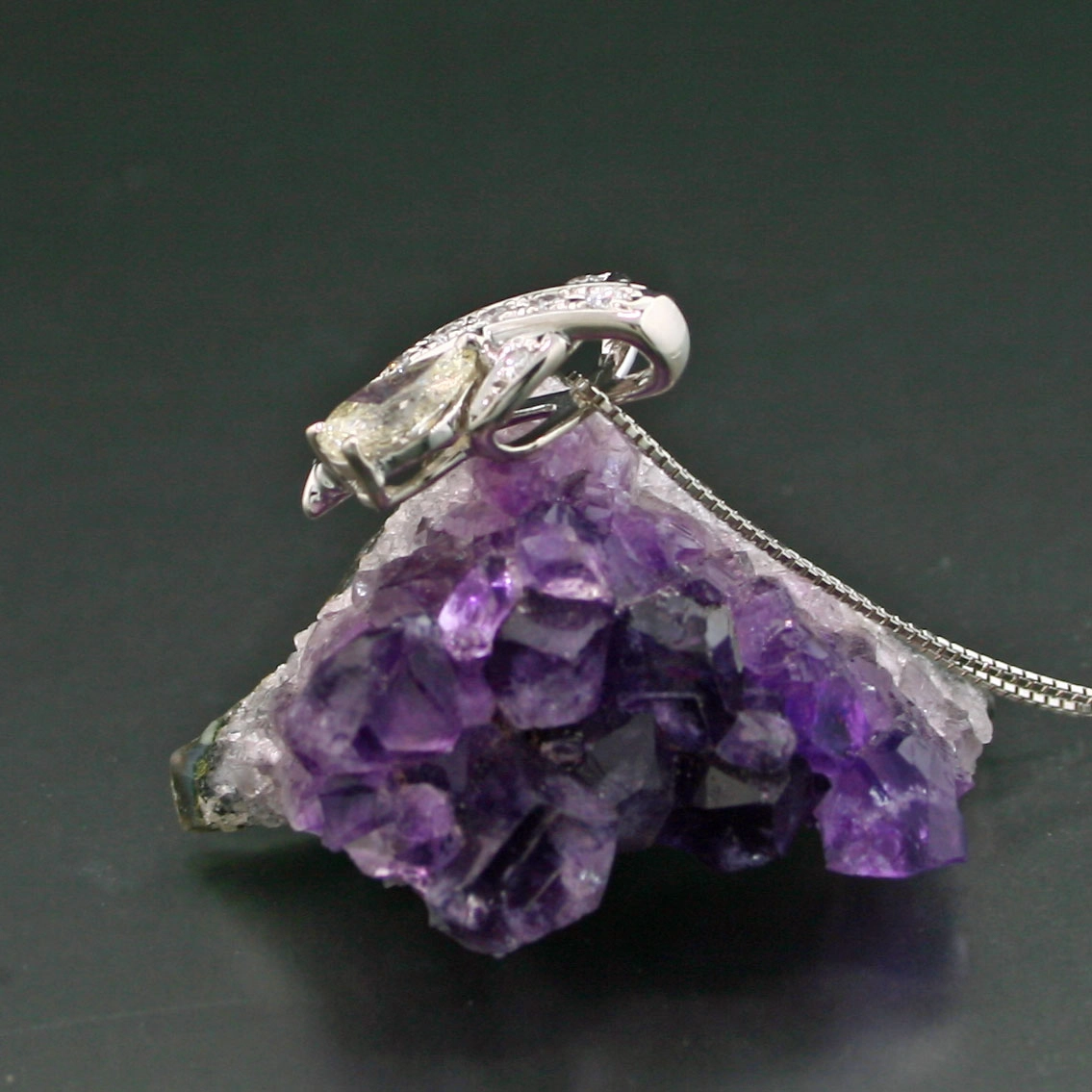 Brillant-Anhänger in 900/-Platin, Kette in 850/-Platin