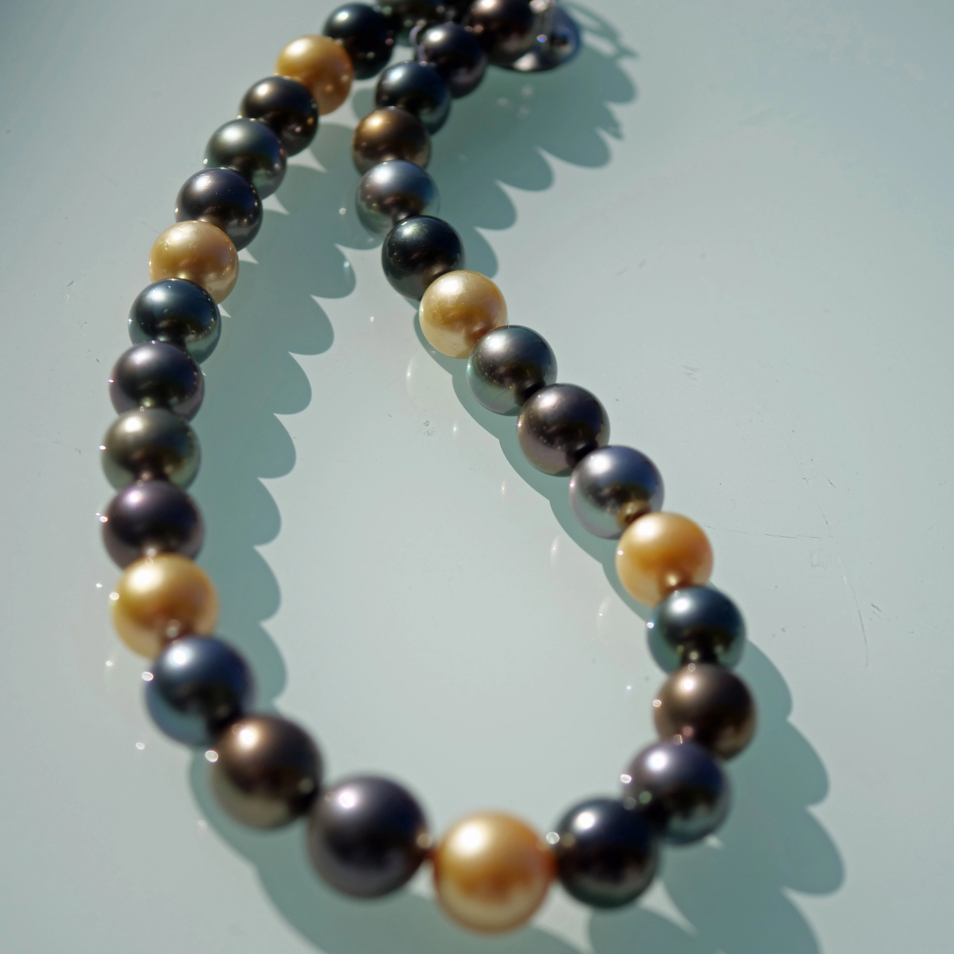 Wow what Colors...TOP Quality Tahiti Southsea Necklace 12-15 mm