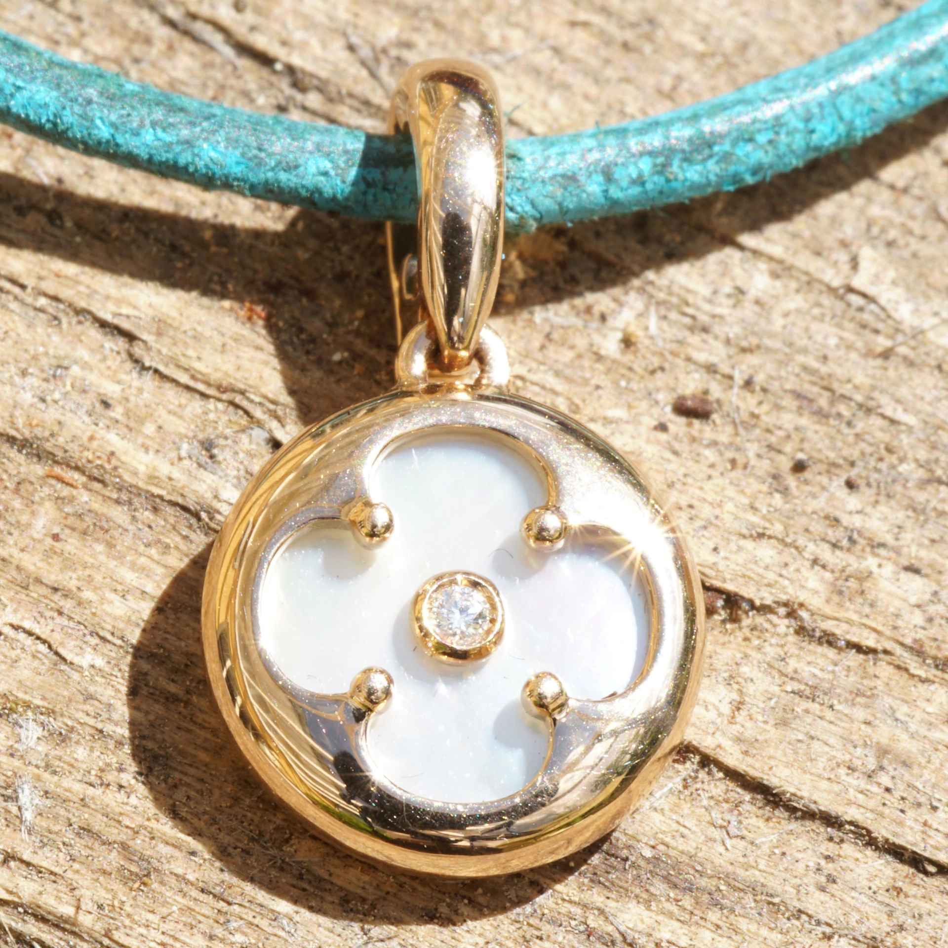 Cloverleaf Pendant with Brilliants 750 Rose Gold made in Italy