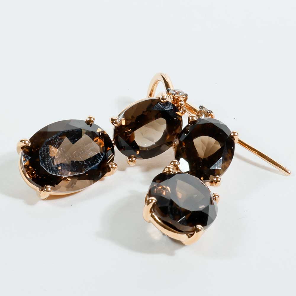 Brown Smokey Quartz and Diamonds such a ideal Kombination with 18 kt Rosegold 15 ct 0.10 ct