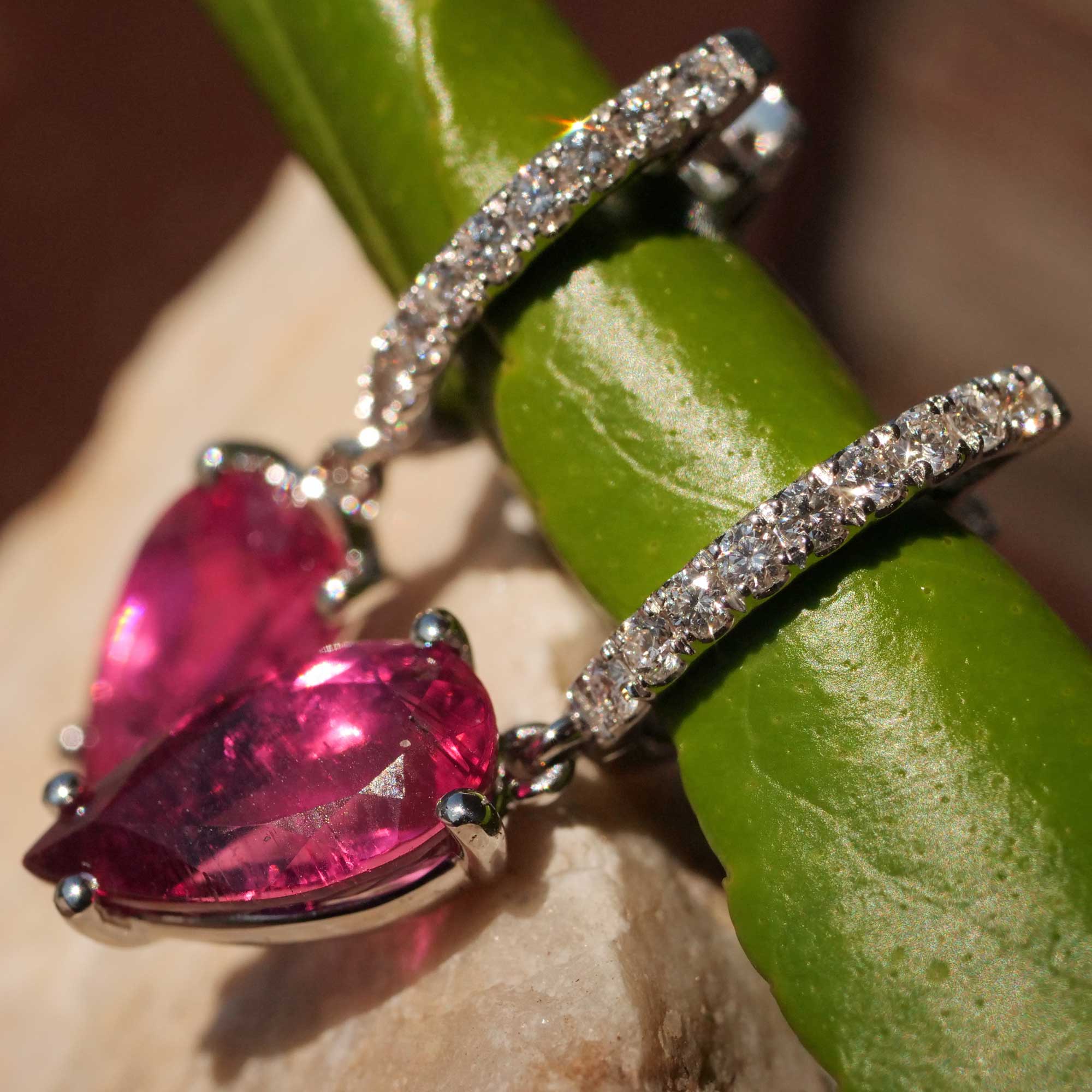 Rubelith Brilliant Earrings 3.59 ct 0.25 ct - great quality pink-red 750 White Gold...ultra beautiful