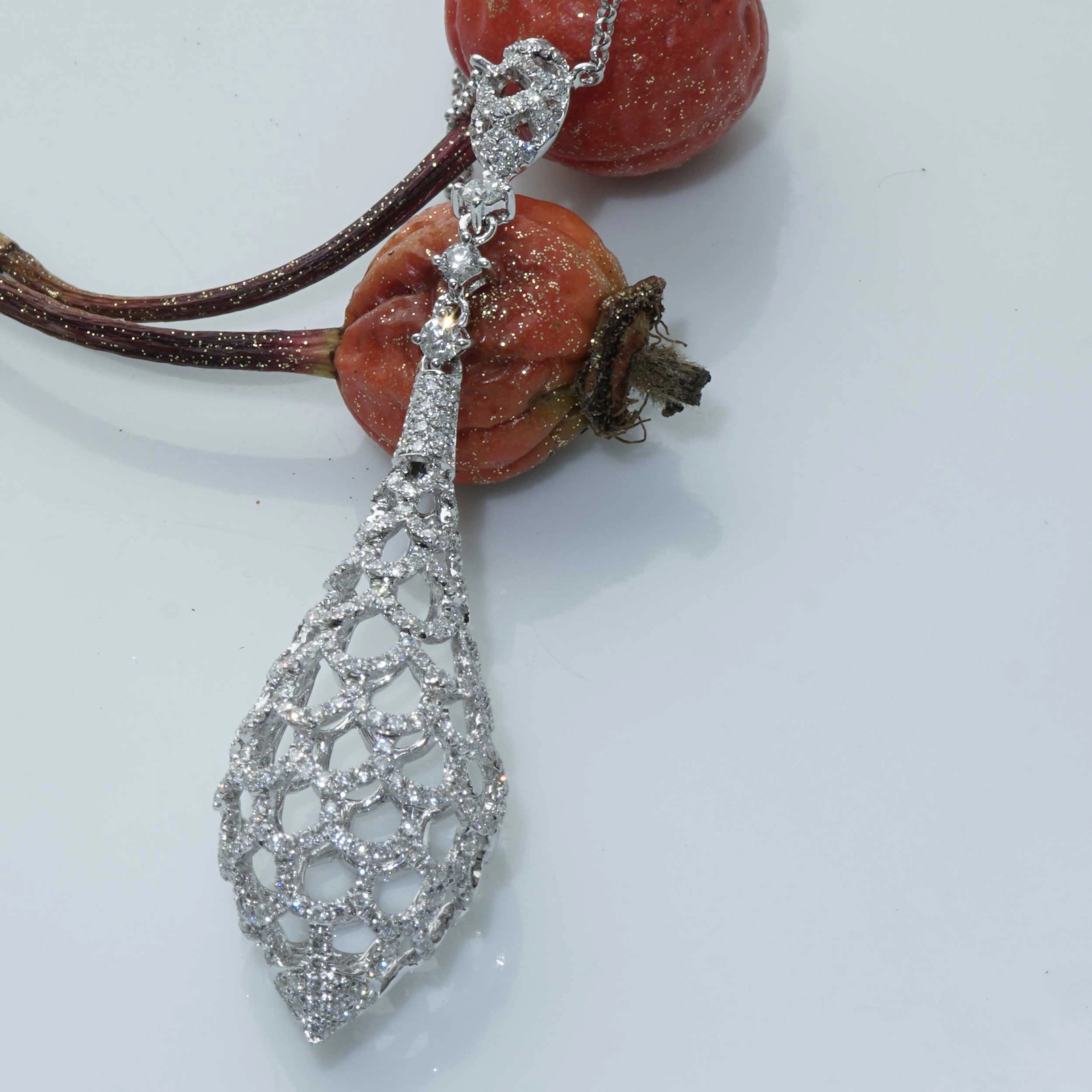 Brilliant pointed Pampel necklace 750 White Gold 1.10 ct TW-W VVS-VS exciting Grid Structure