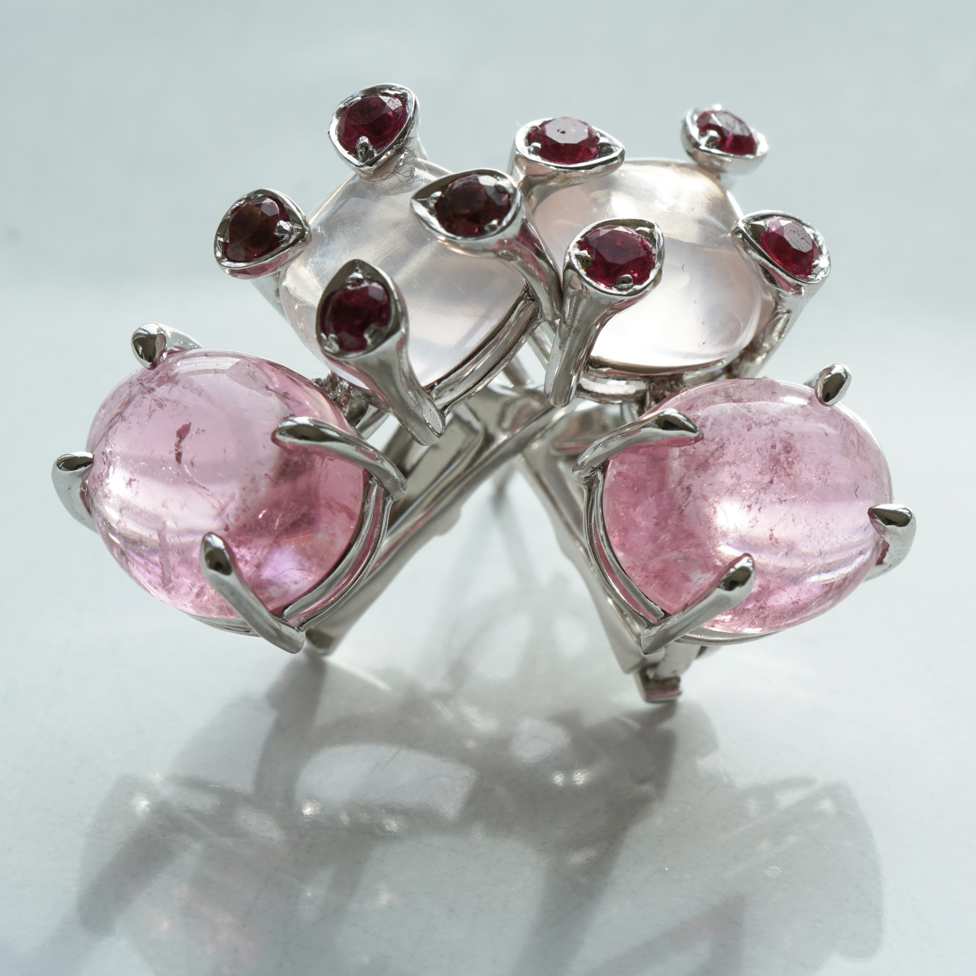 Spinel Tourmalin Rosequartz Earrings 18 kt Whitegold...rare electric pink Color