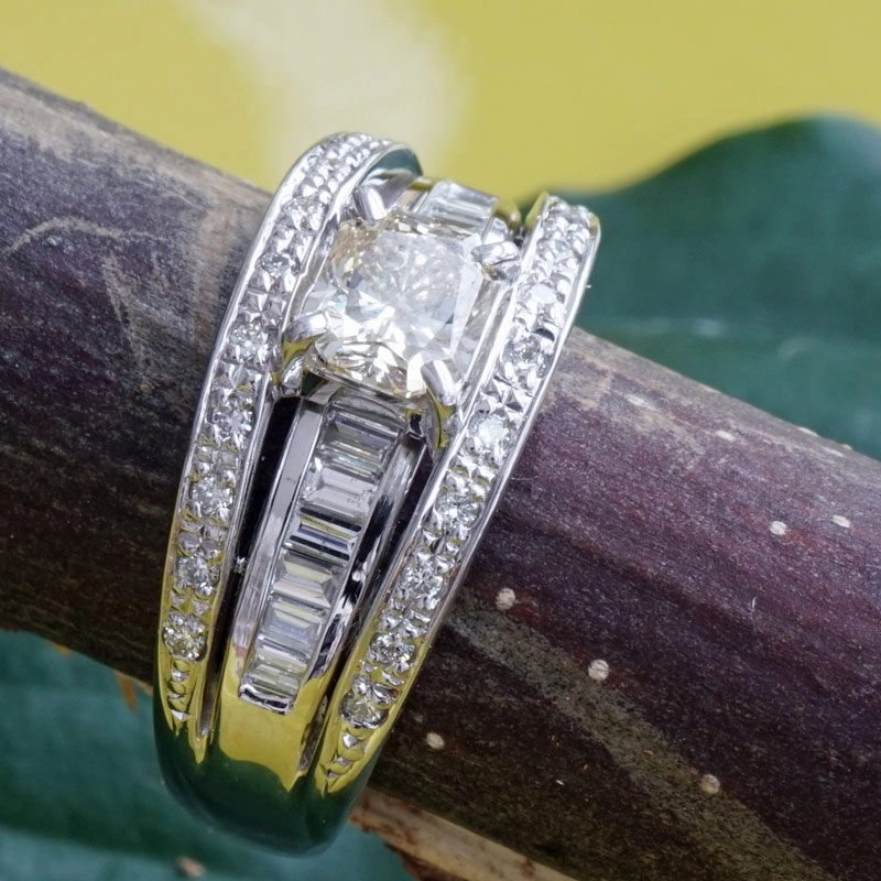 Prinzeß-Diamant-Ring-900er-Platin-0.845ct-0.48ct