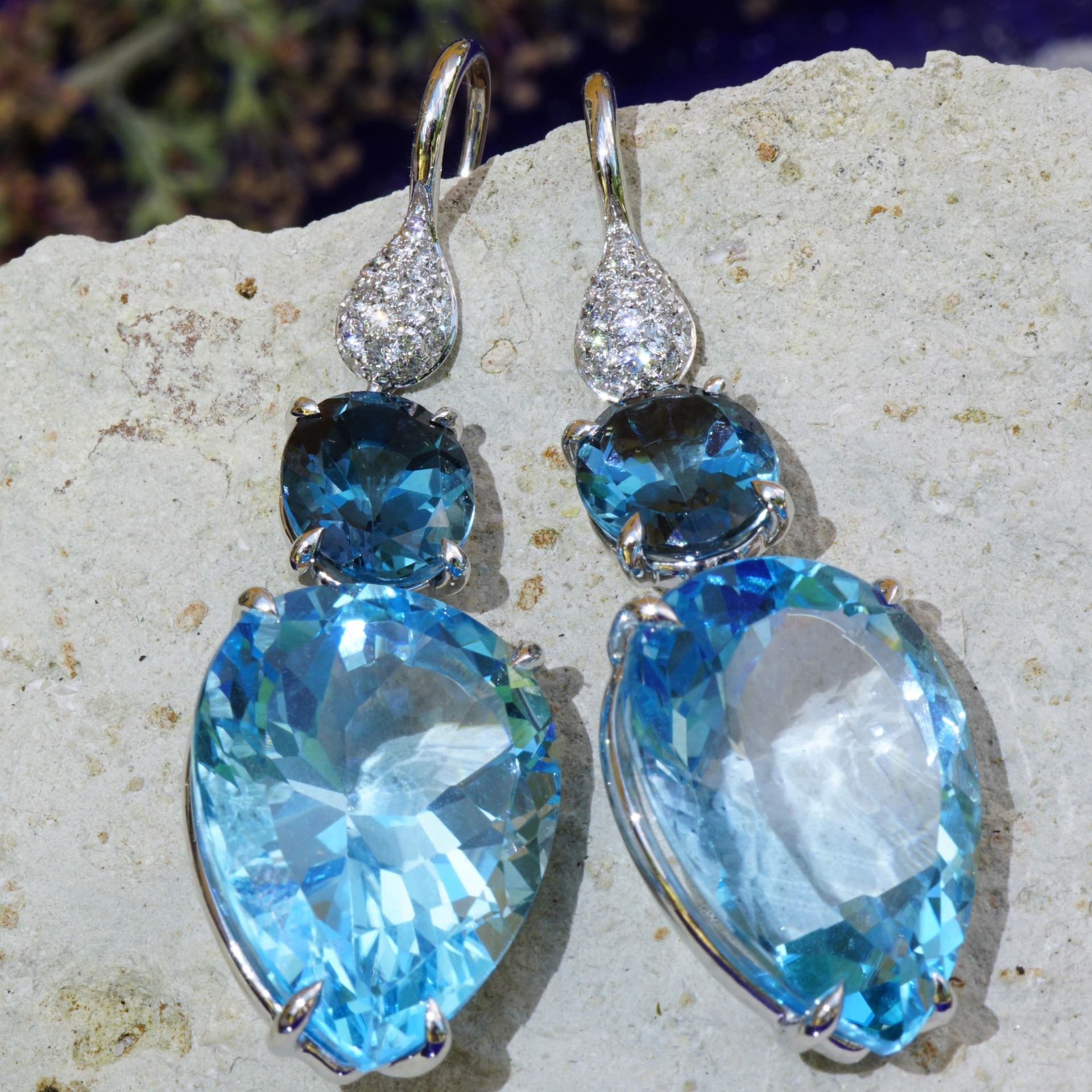 Bluetopaz Diamond Earrings...Italy Sea Blue...18 kt Whitegold amazing