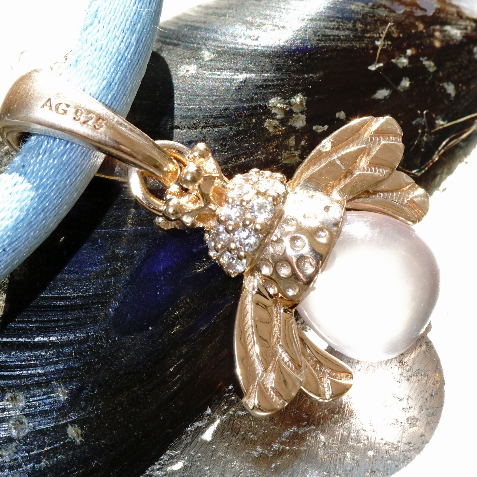The best Silver Jewelery forever....Bee Princess Pendant