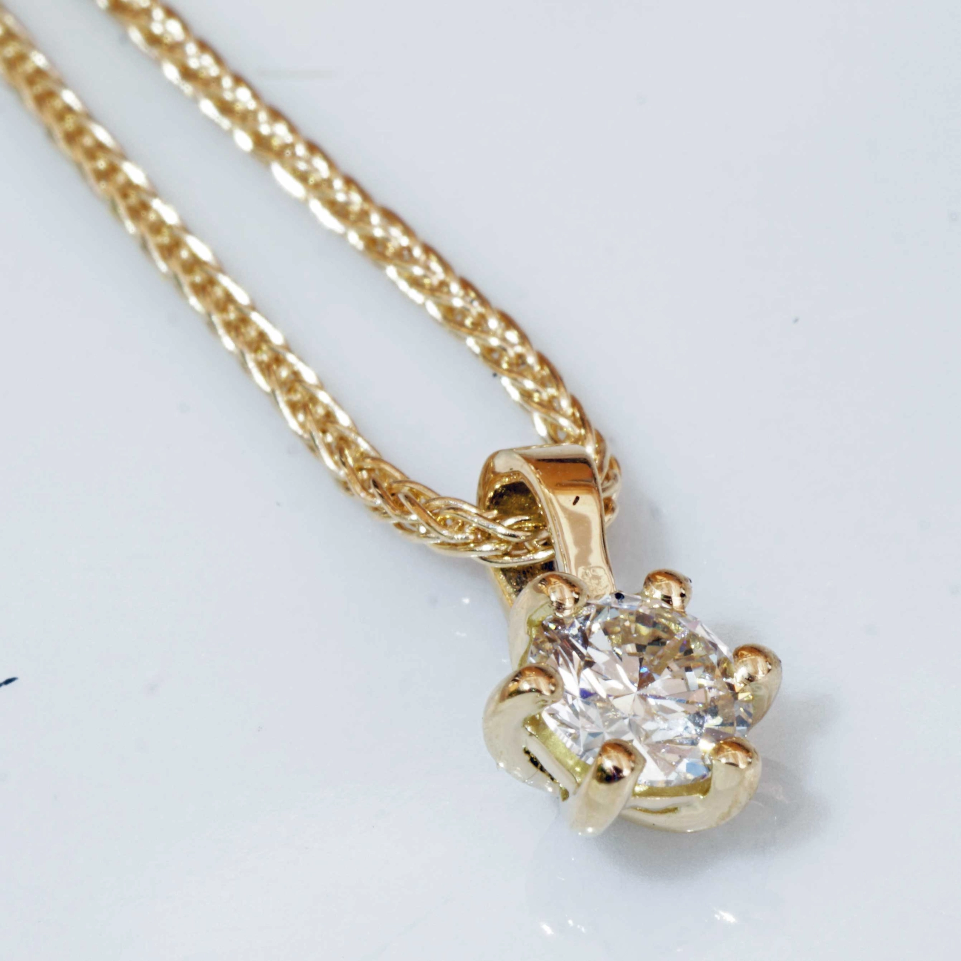 Brilliant Pendant Ring Earstuds 18 kt Yellowgold total 1.20 ct VS Silhouette Schmuck