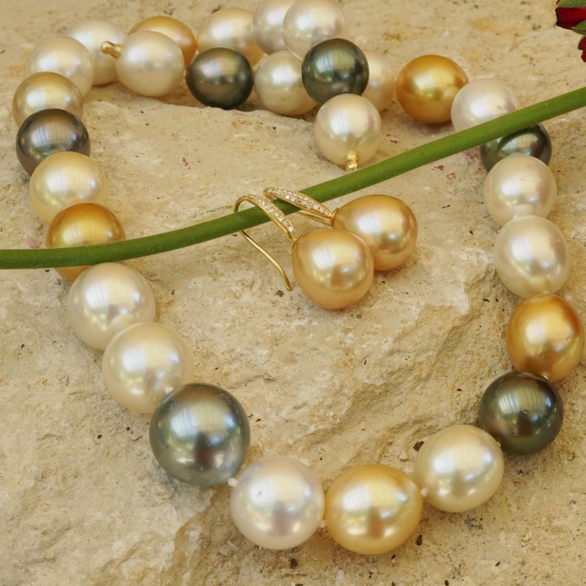 SÜDSEE Tahiti Zuchtperl Collier AAA+ Multi NATURFARBE 15,4-12 mm toller Lüster