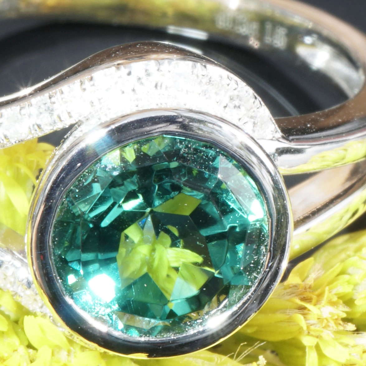 Indigolite Diamond Ring 1.45 ct 0.13 ct 750 White Gold...it doesn't get any more beautiful than this